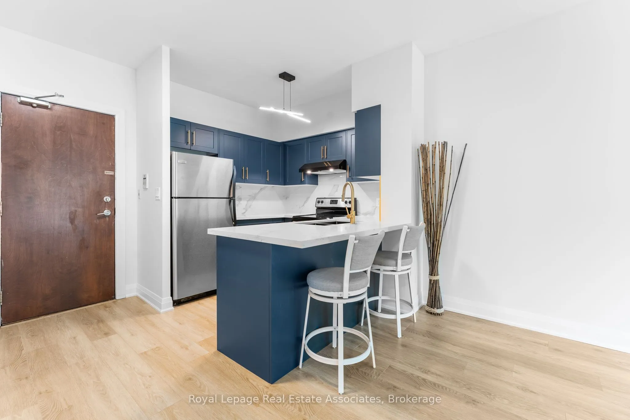 8 Rosebank Drive, #P1M