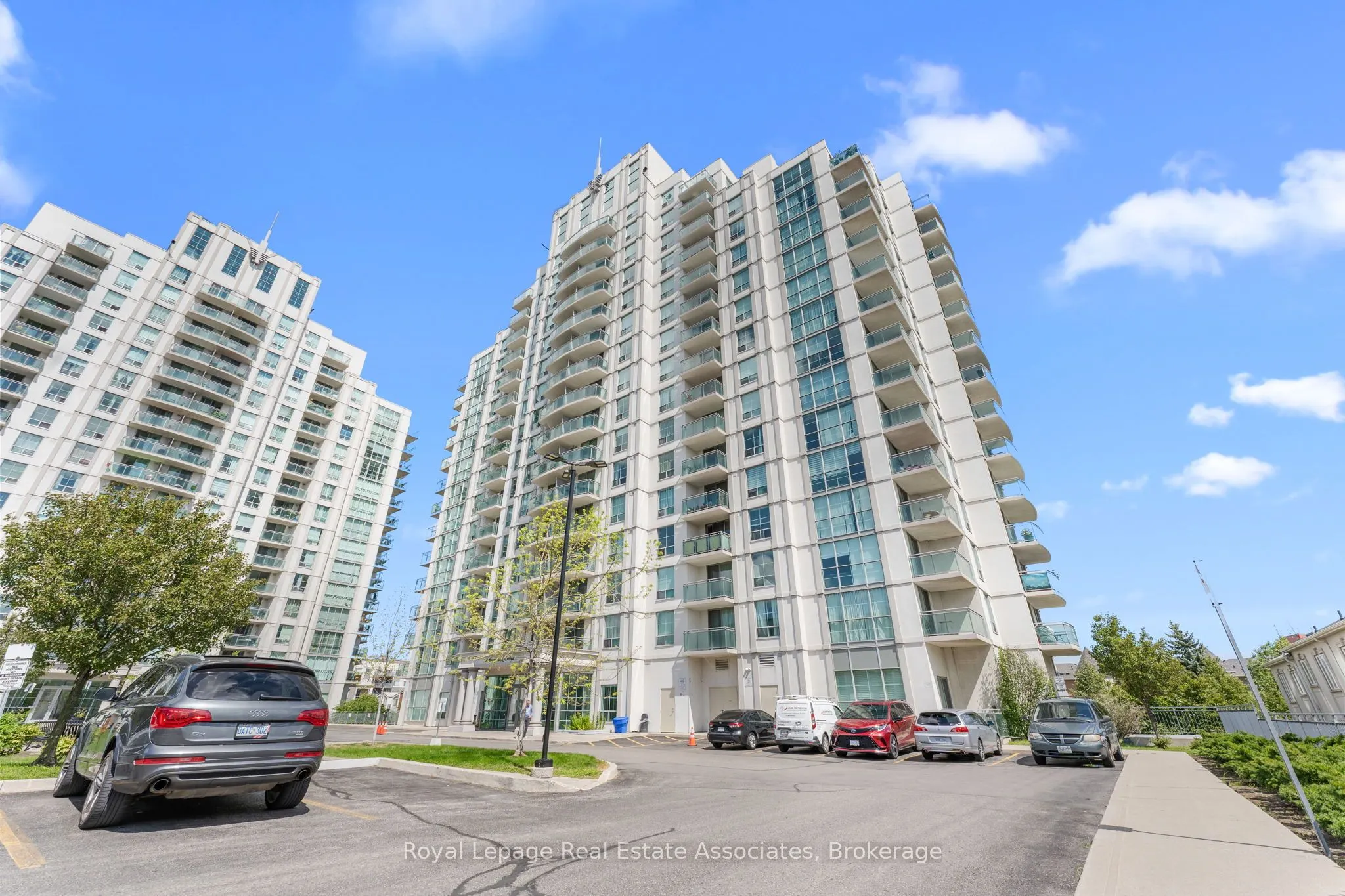 8 Rosebank Drive, #P1M