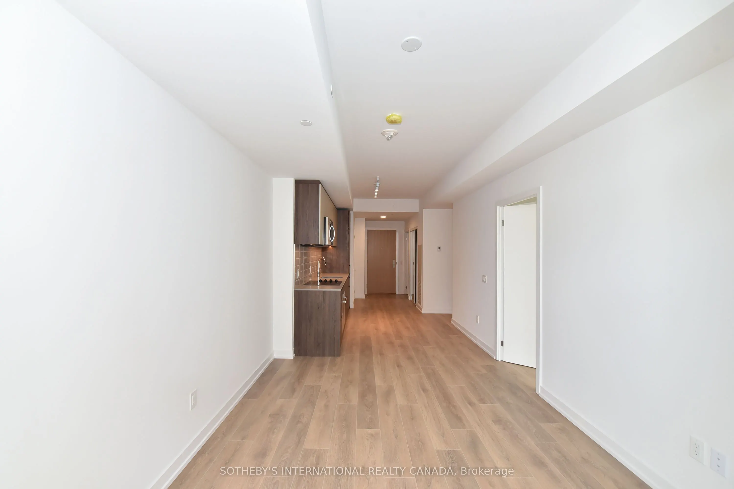 150 Logan Avenue, #526