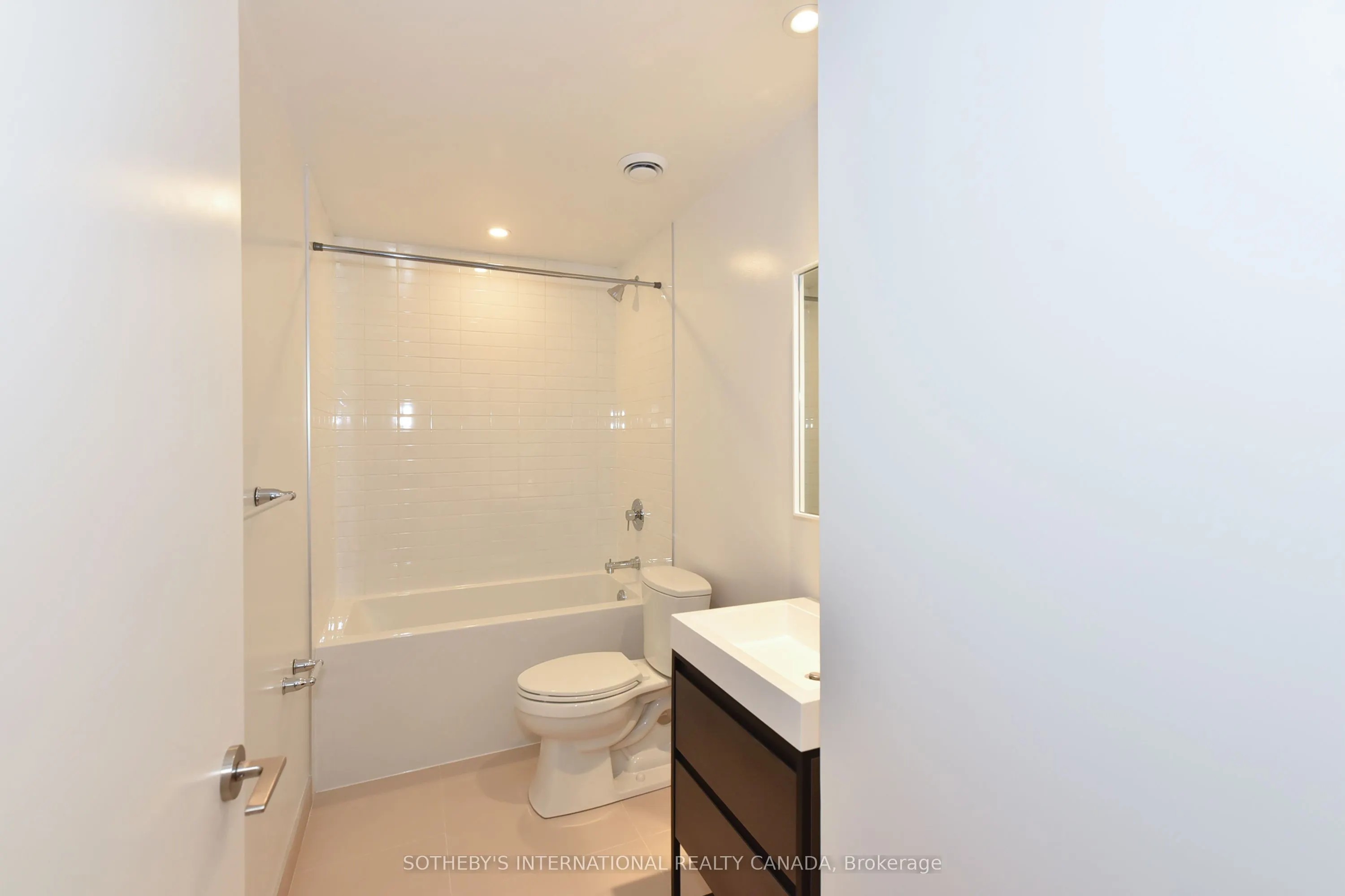 150 Logan Avenue, #526