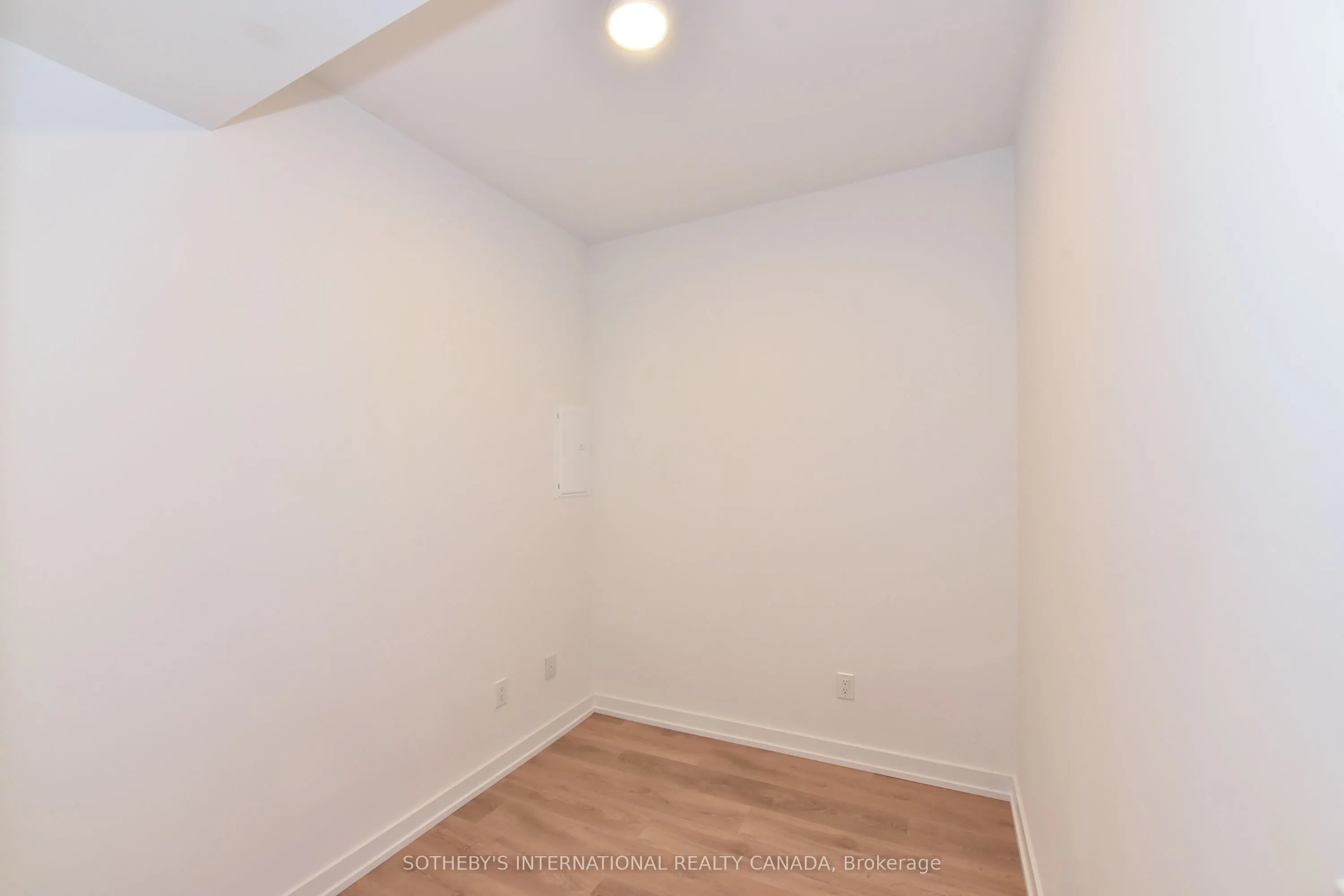 150 Logan Avenue, #526