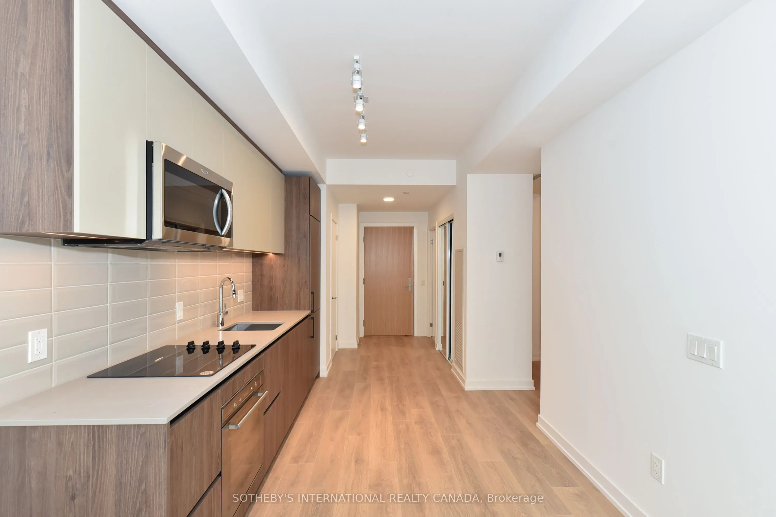 150 Logan Avenue, #526