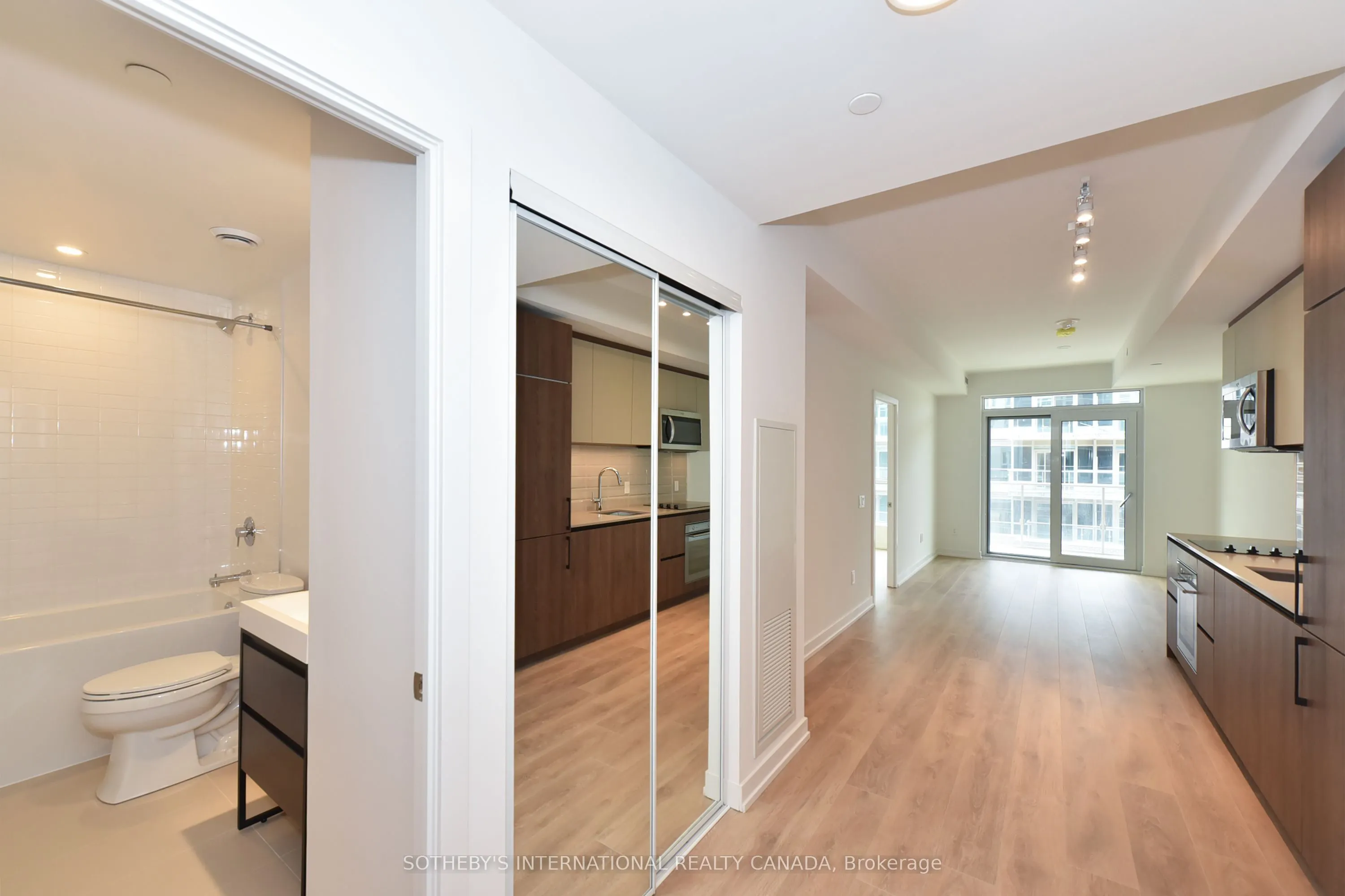 150 Logan Avenue, #526