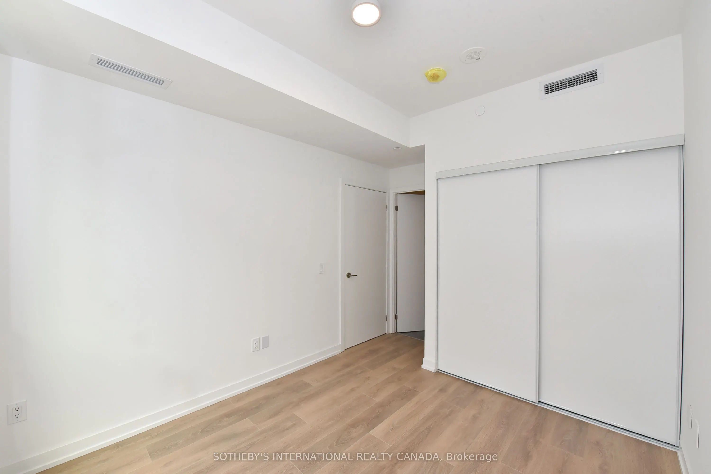 150 Logan Avenue, #526