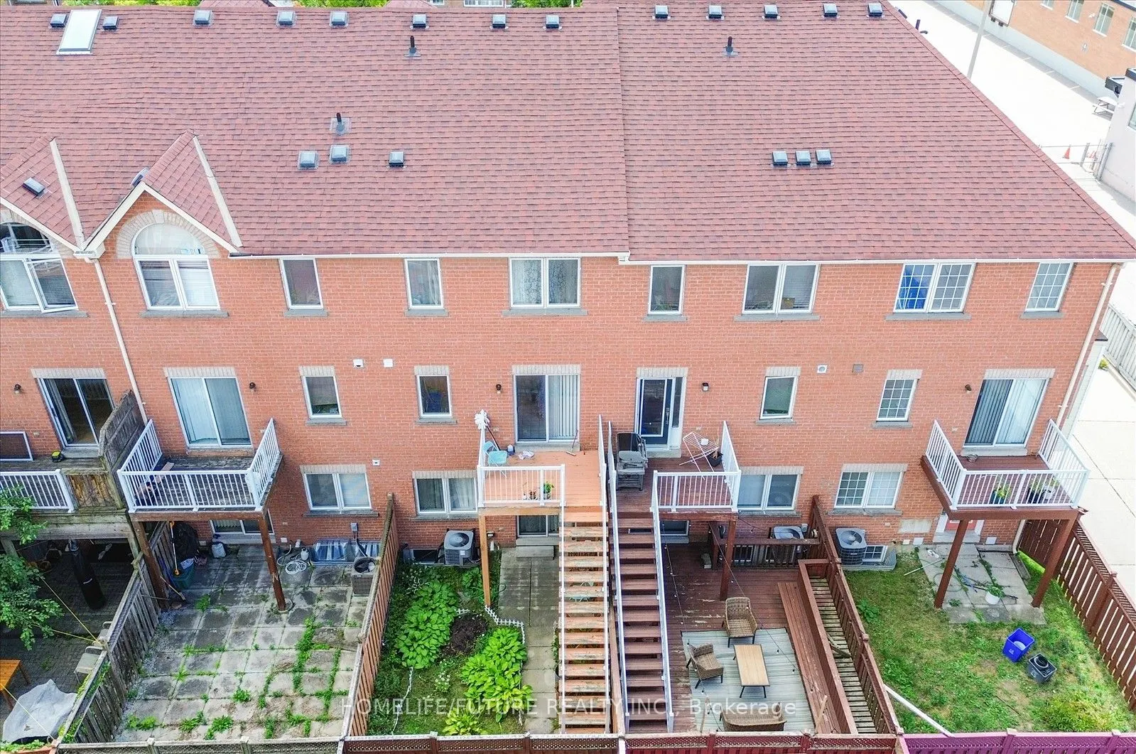 6 Guillet Street
