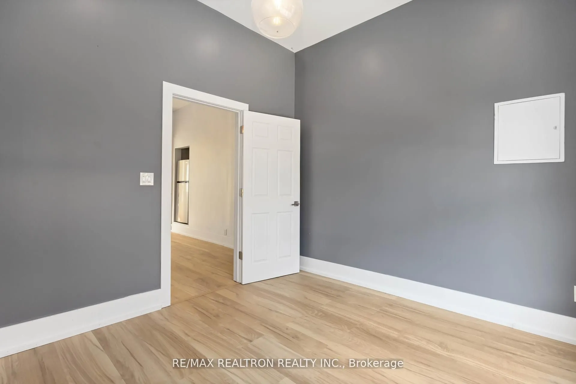 640 Gerrard Street E, #Main
