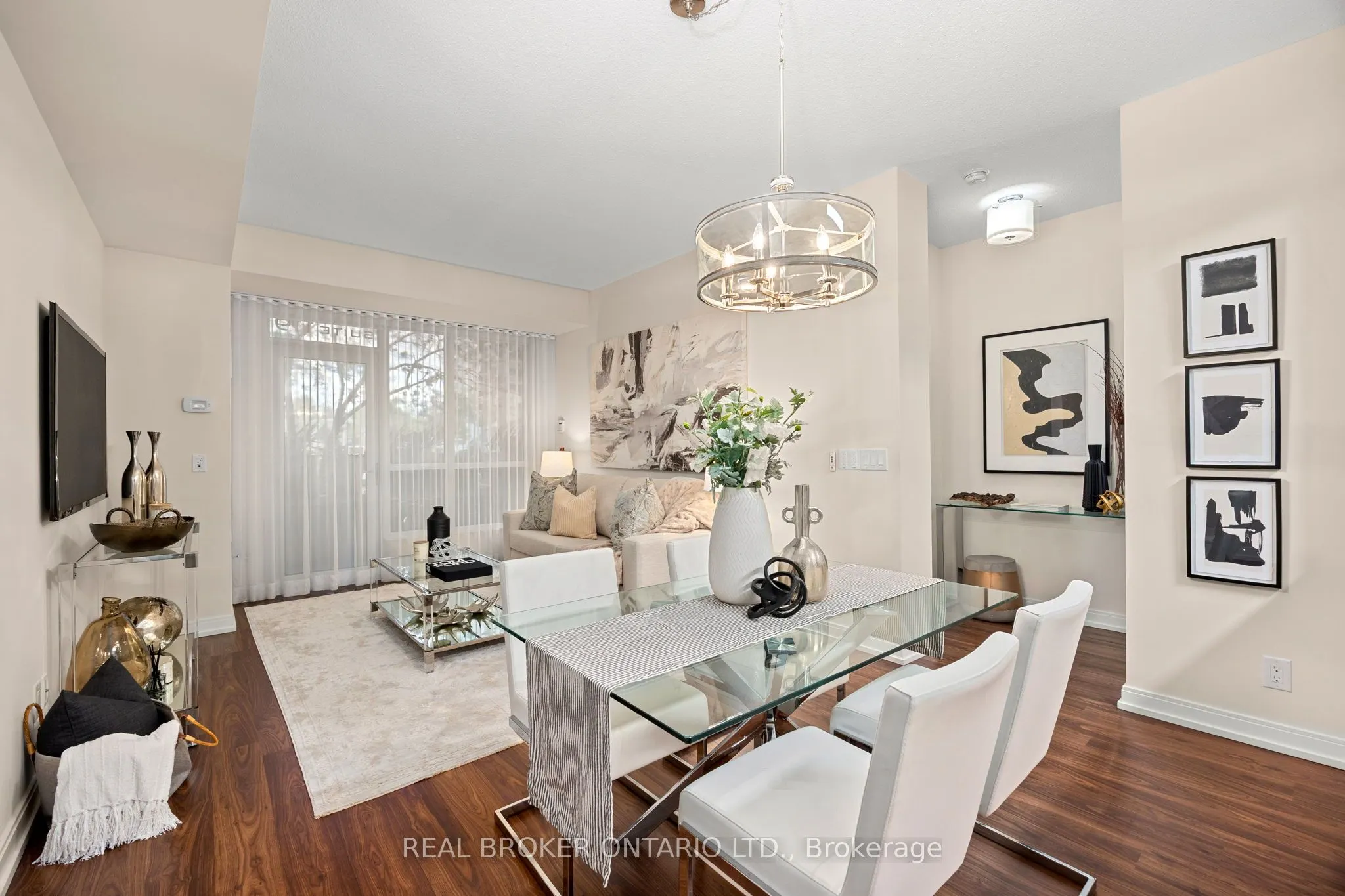 181 Village Green Square, #119