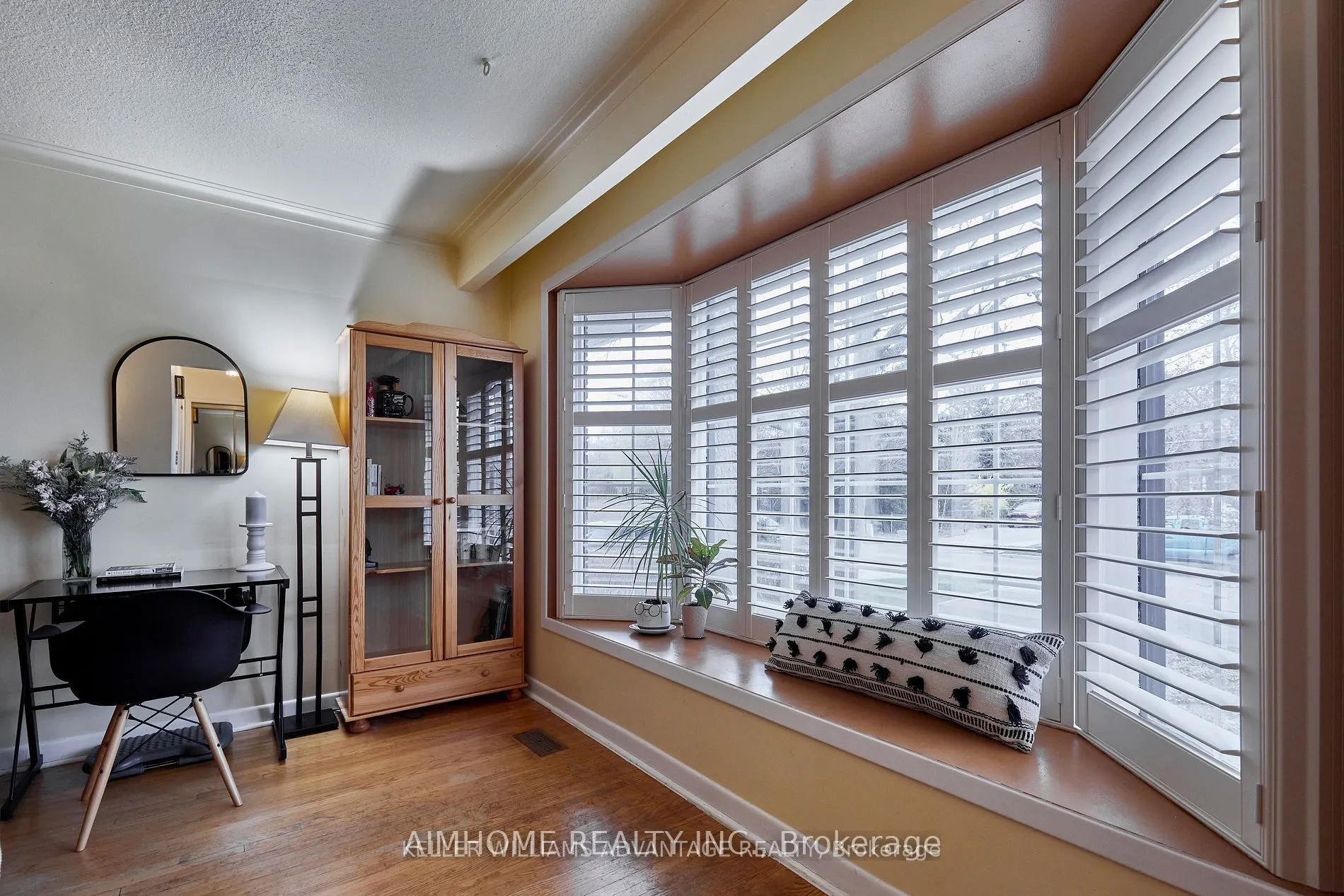 31 Poplar Road, #(Main)