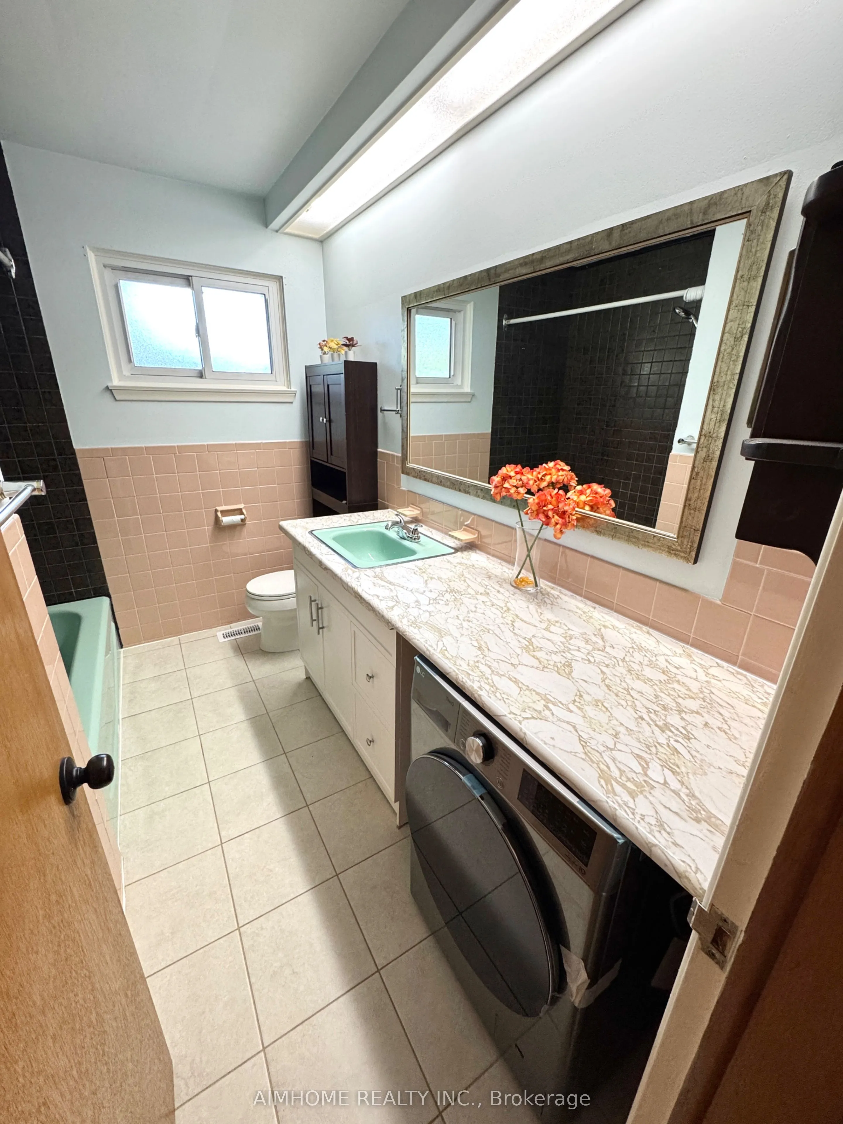 31 Poplar Road, #(Main)