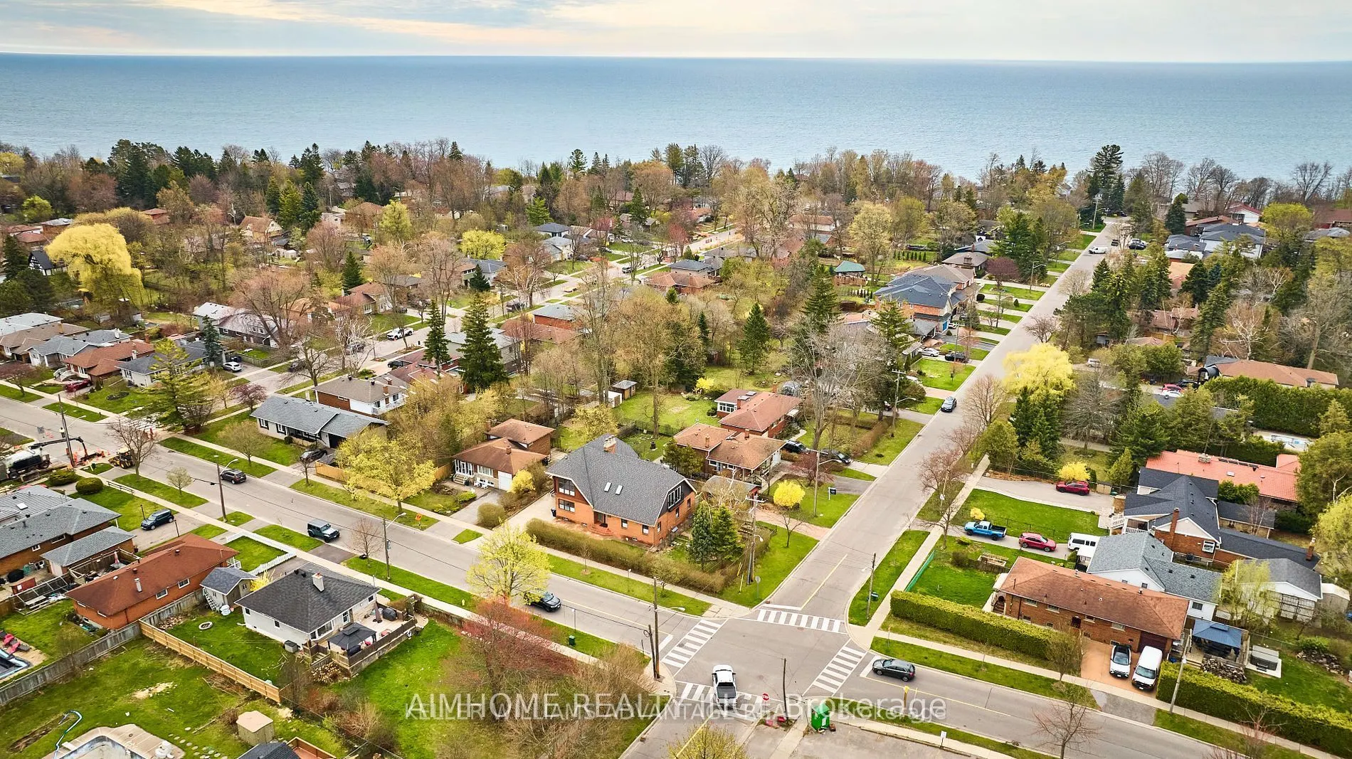 31 Poplar Road, #(Main)