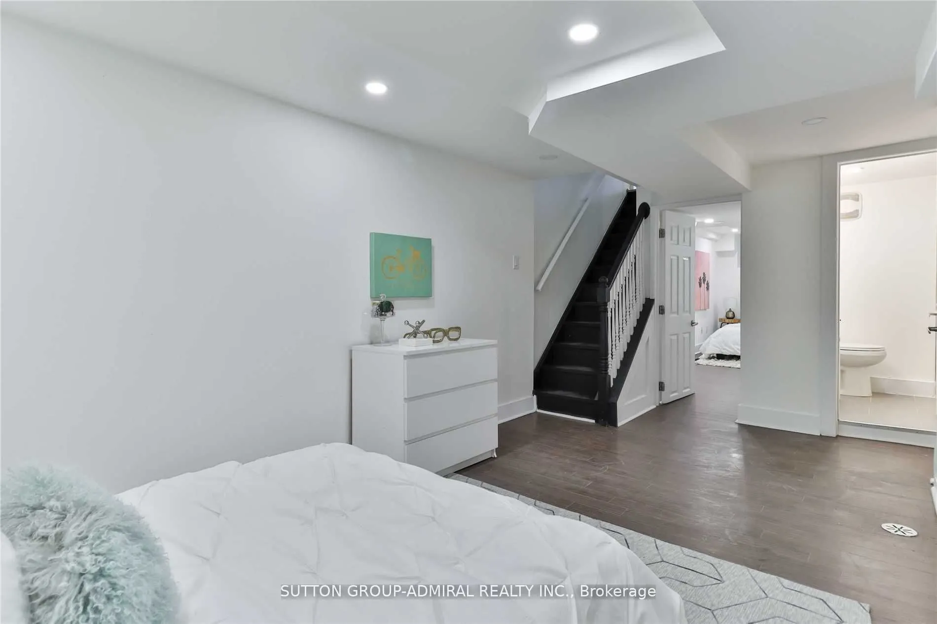 67 Gainsborough Road