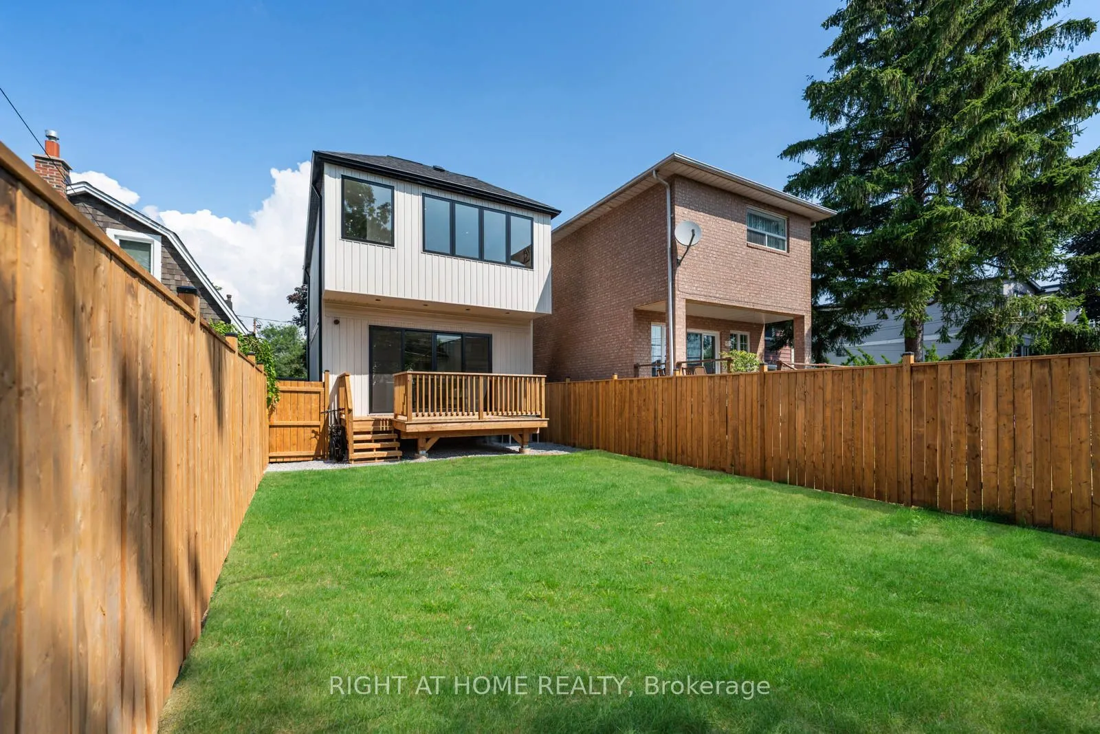 85 Holborne Avenue