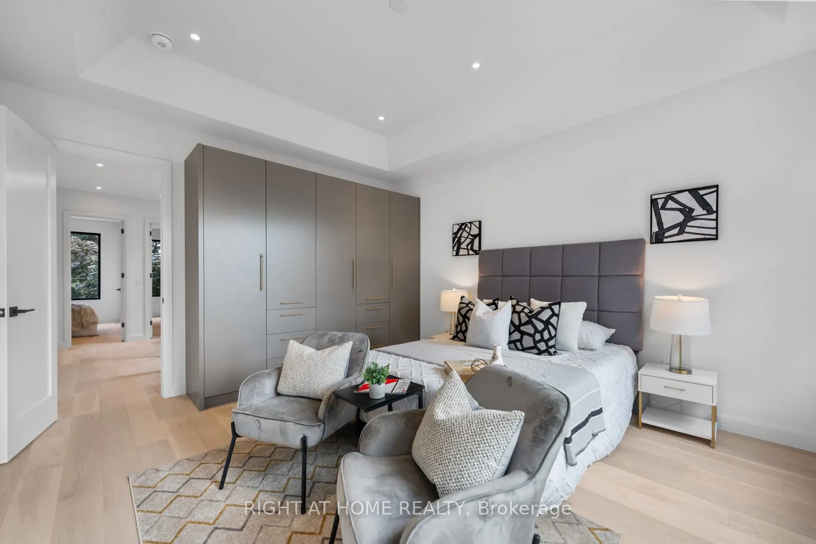 85 Holborne Avenue