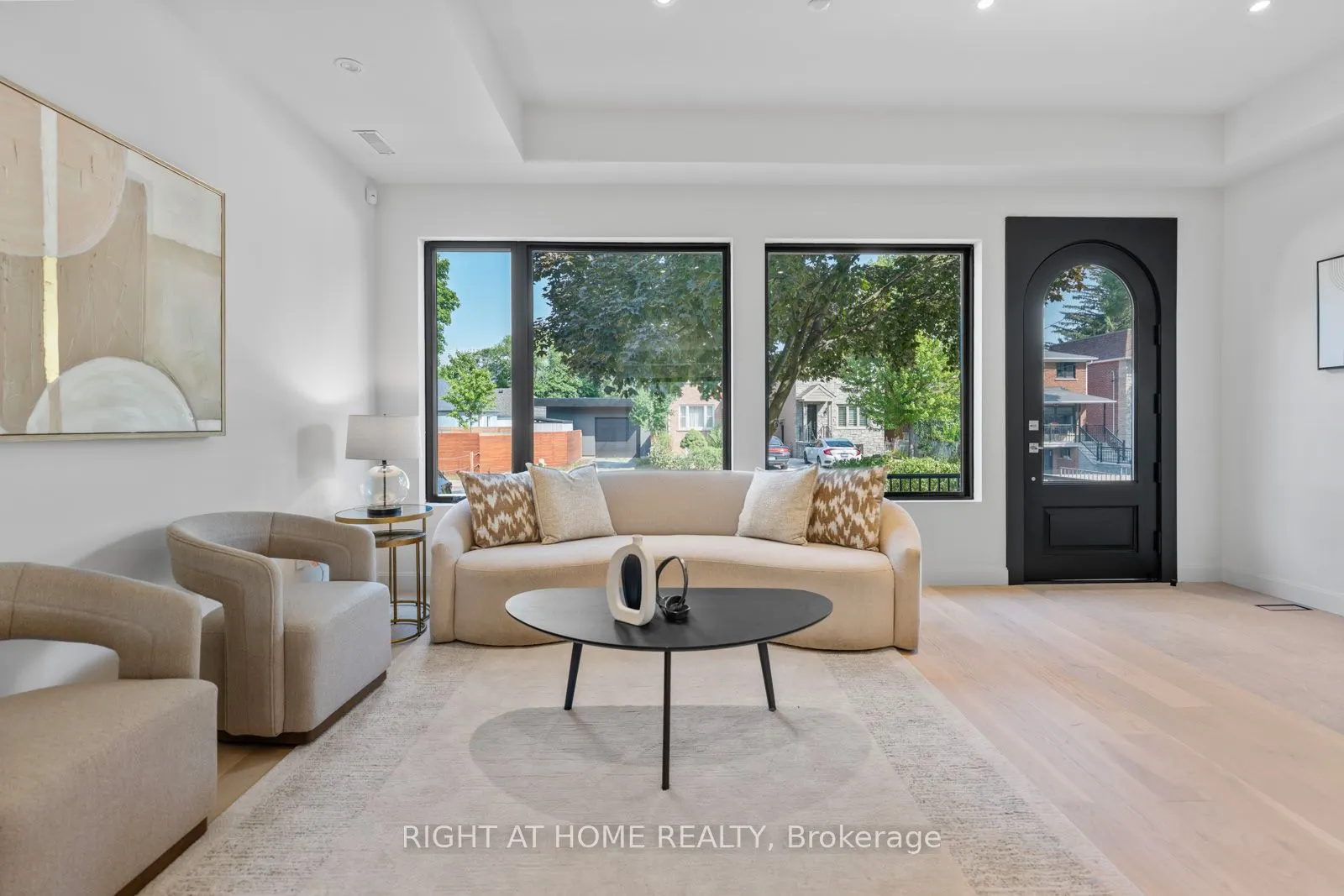 85 Holborne Avenue
