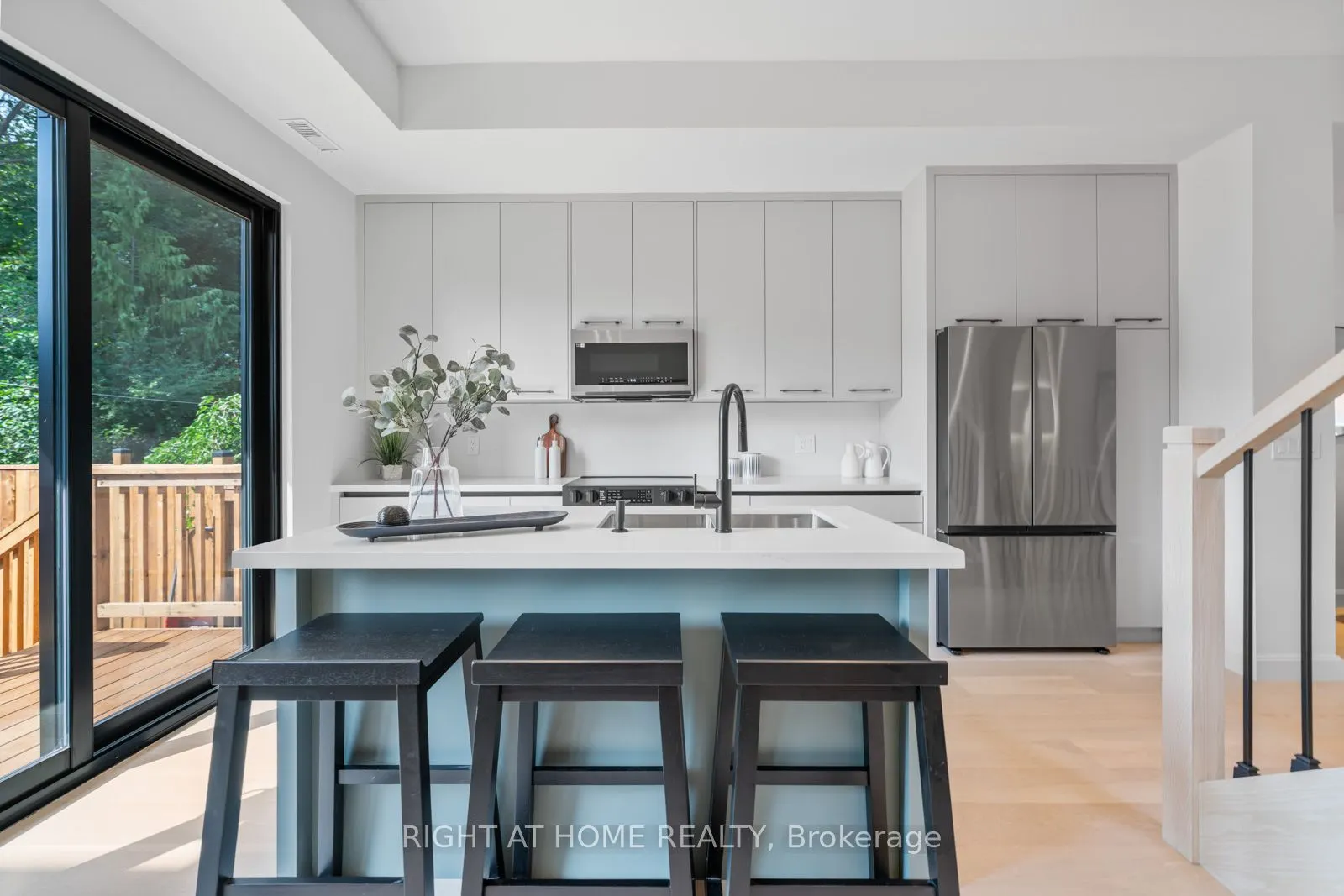 85 Holborne Avenue