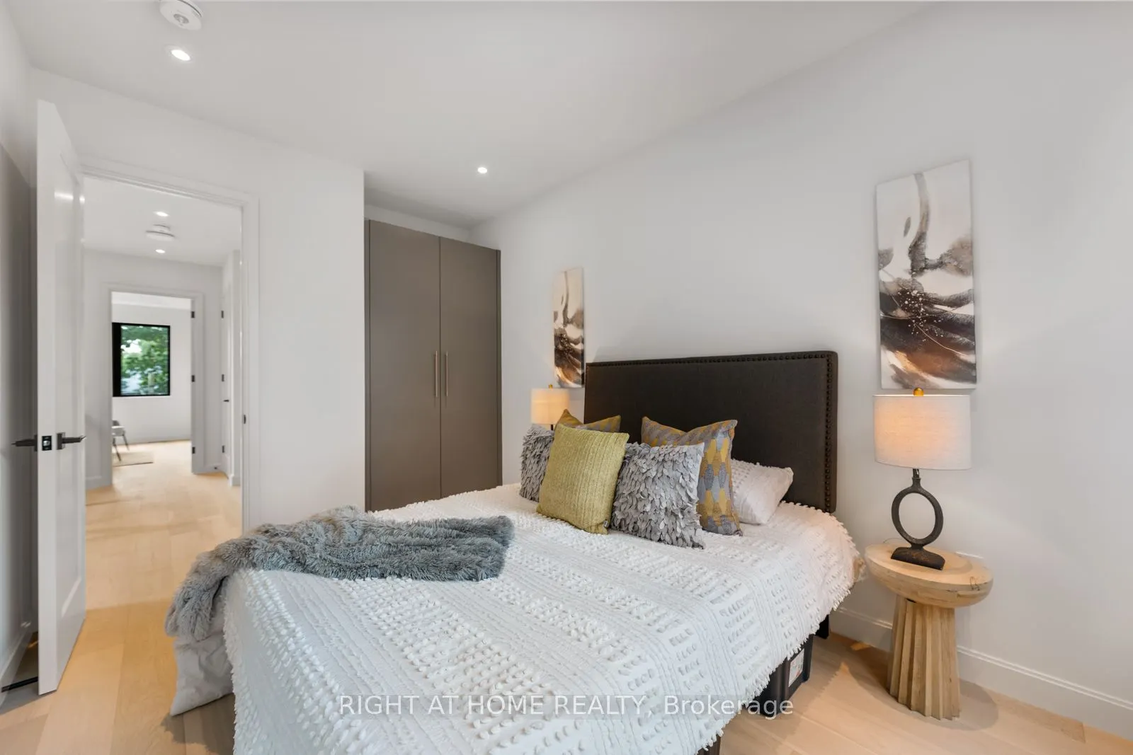 85 Holborne Avenue