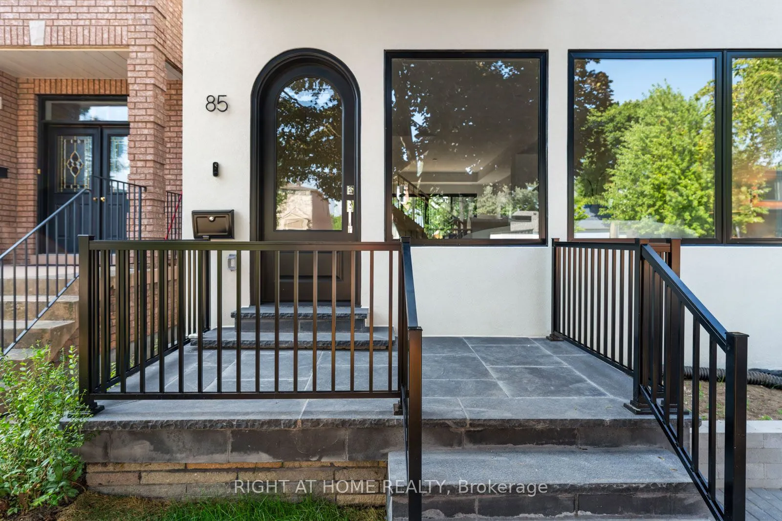 85 Holborne Avenue
