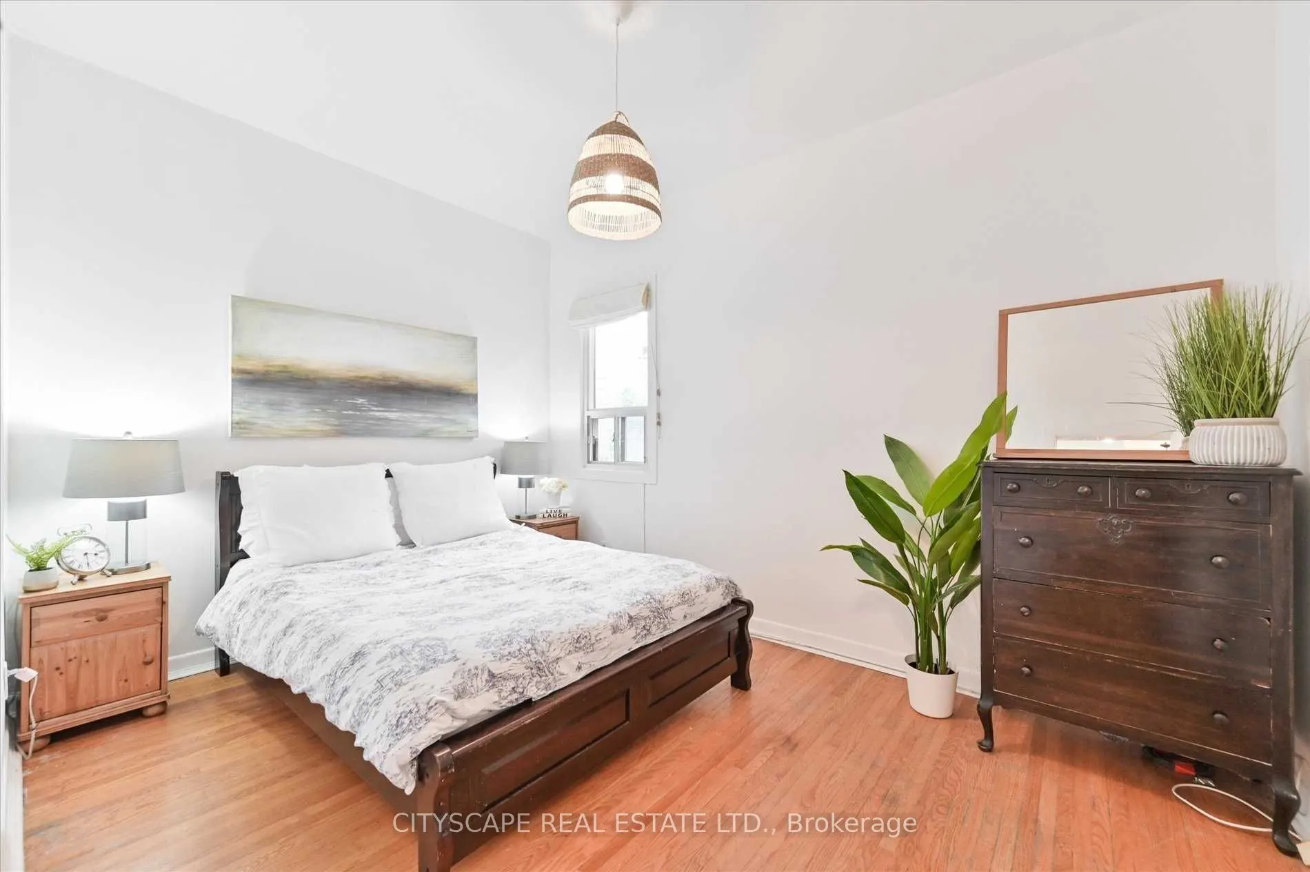 15 Midburn Avenue