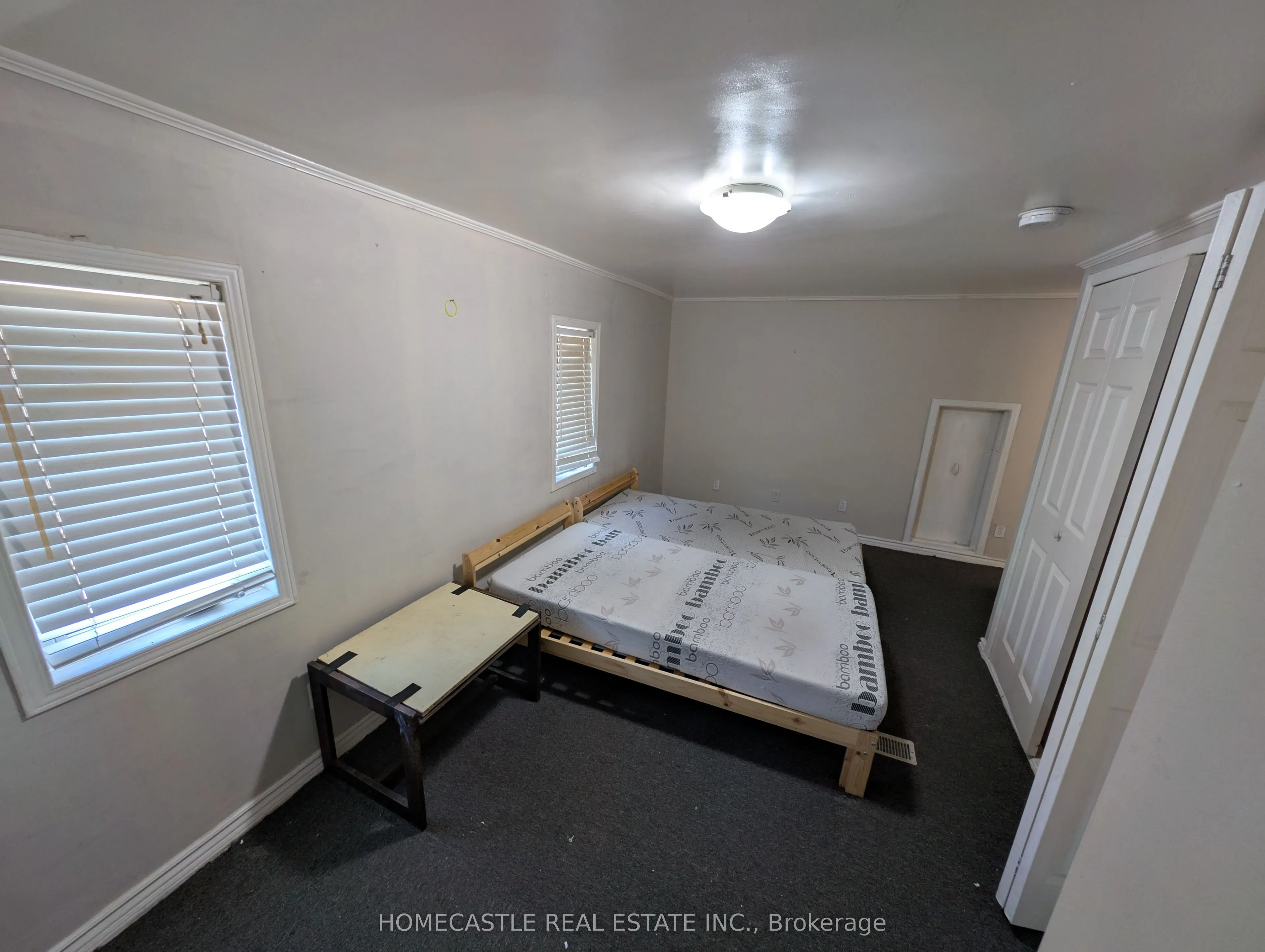 36 Richmond Street E