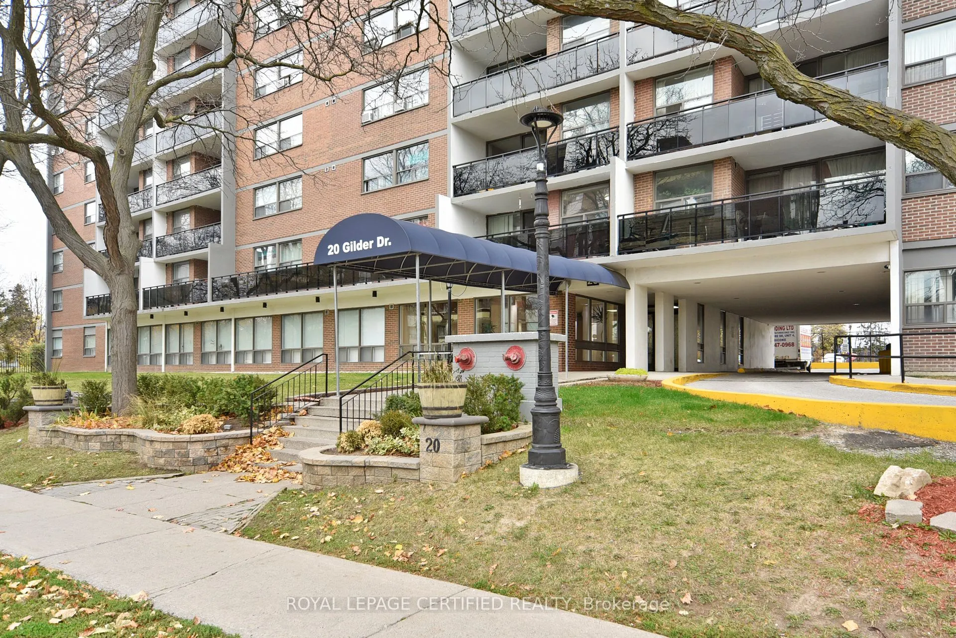 20 Gilder Drive, #905