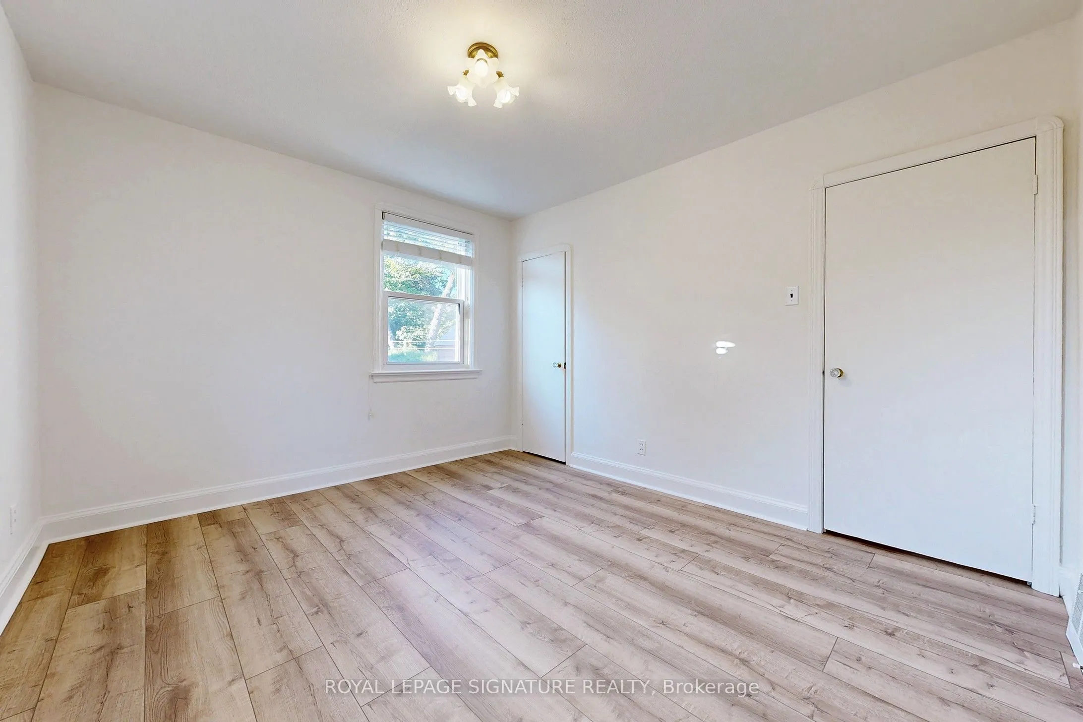 18 Stamford Square S