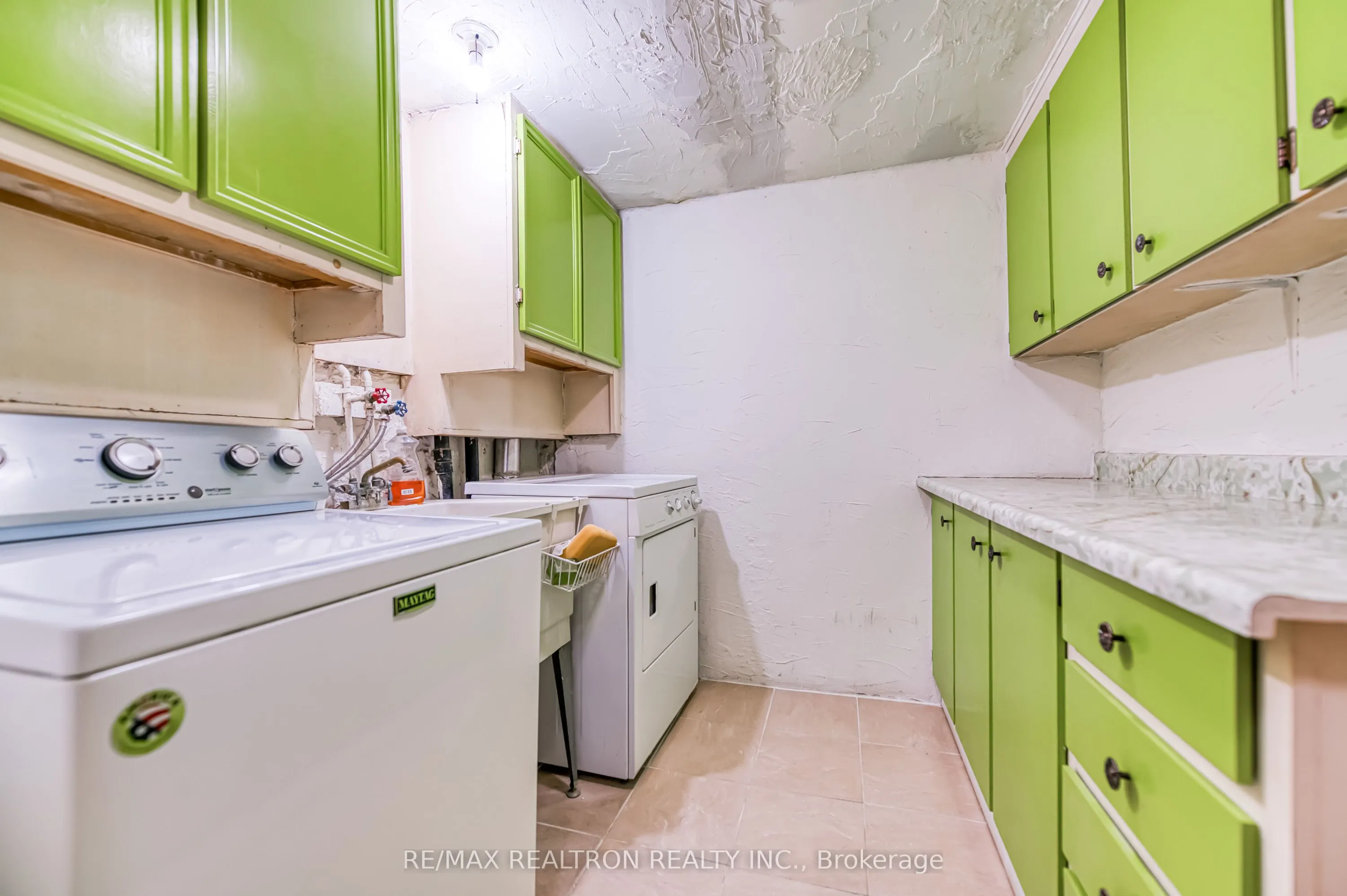 91 L'Amoreaux Drive, #79