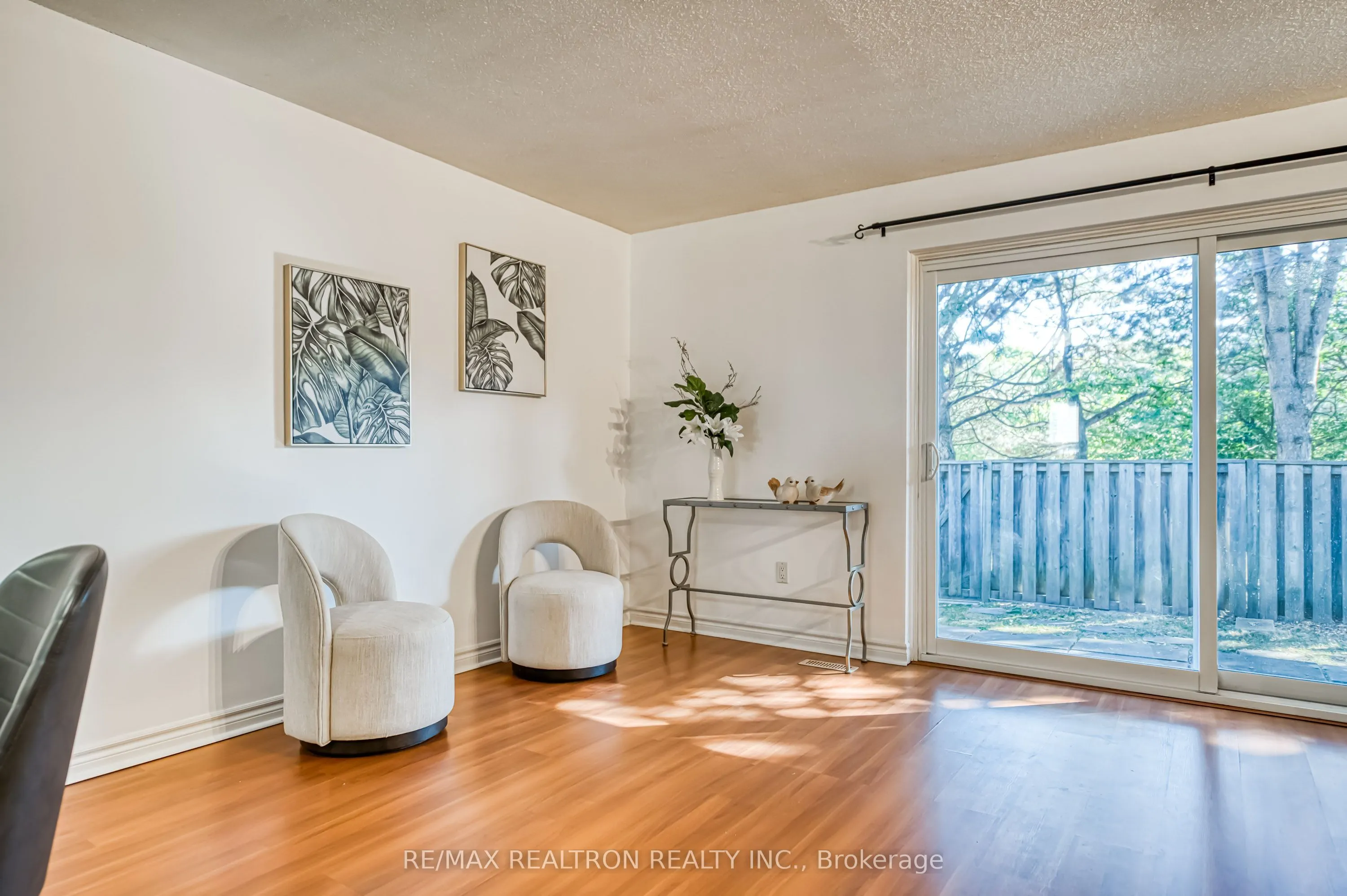 91 L'Amoreaux Drive, #79