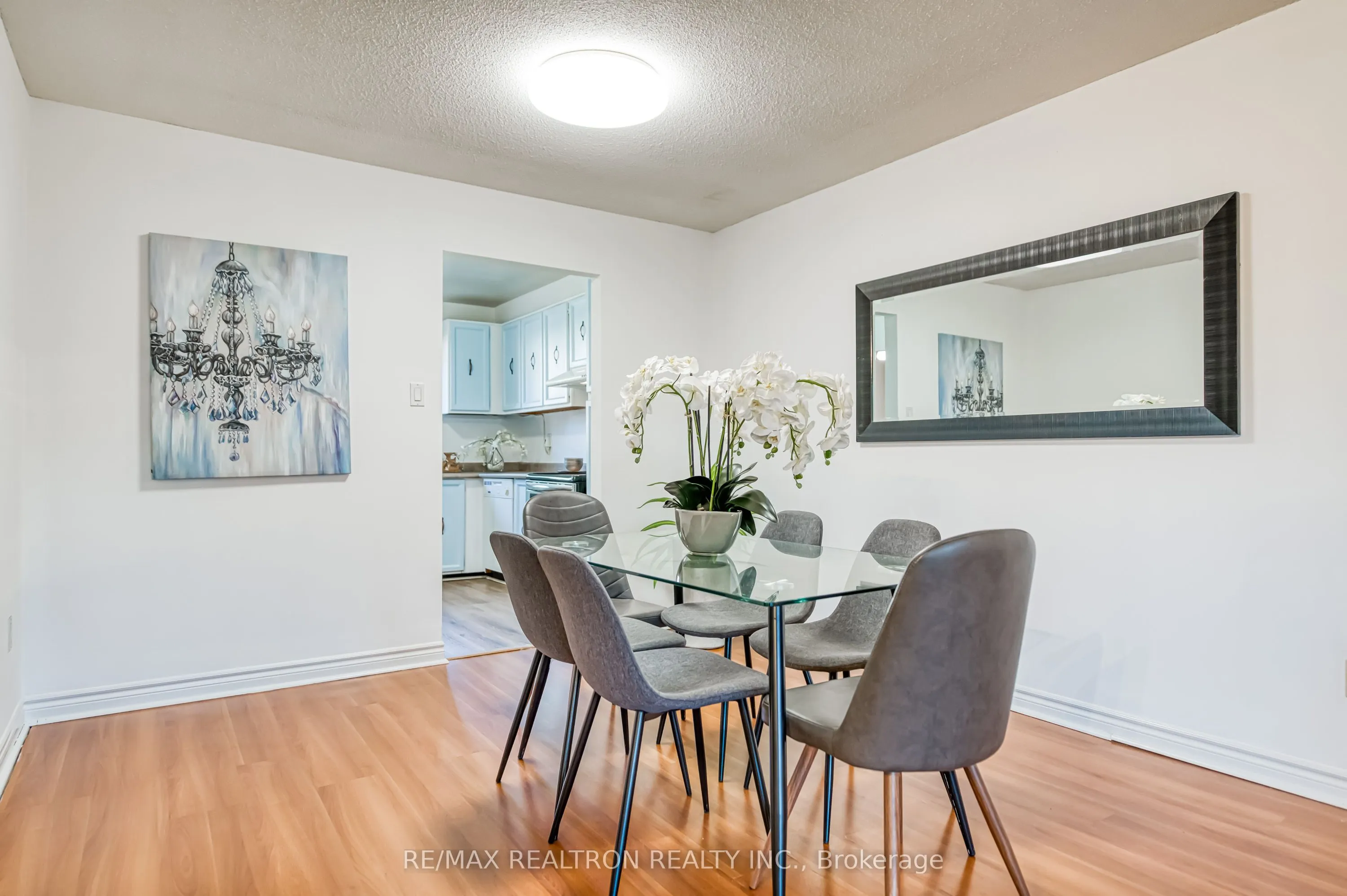 91 L'Amoreaux Drive, #79