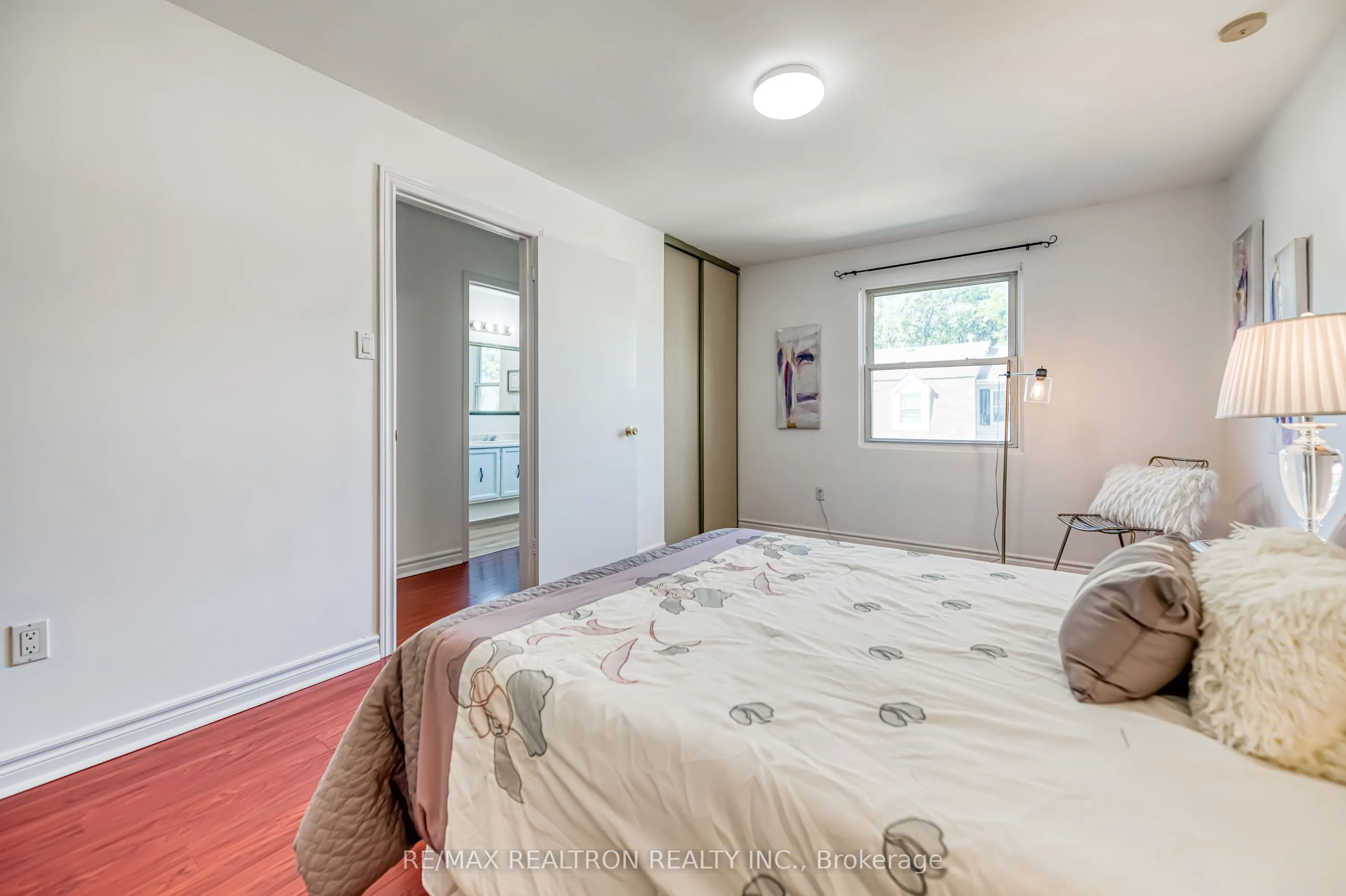 91 L'Amoreaux Drive, #79