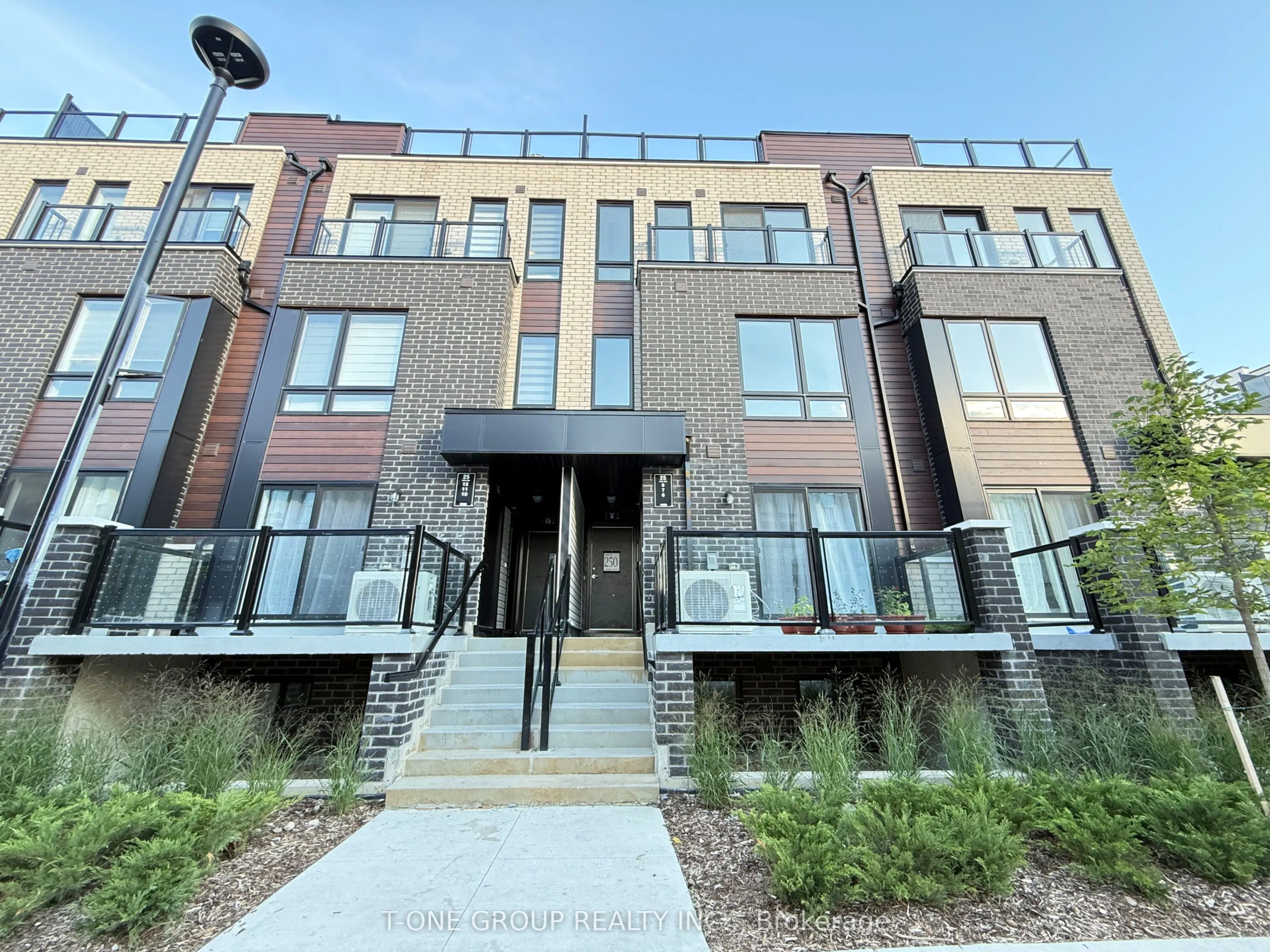 25 Priya Lane, #7