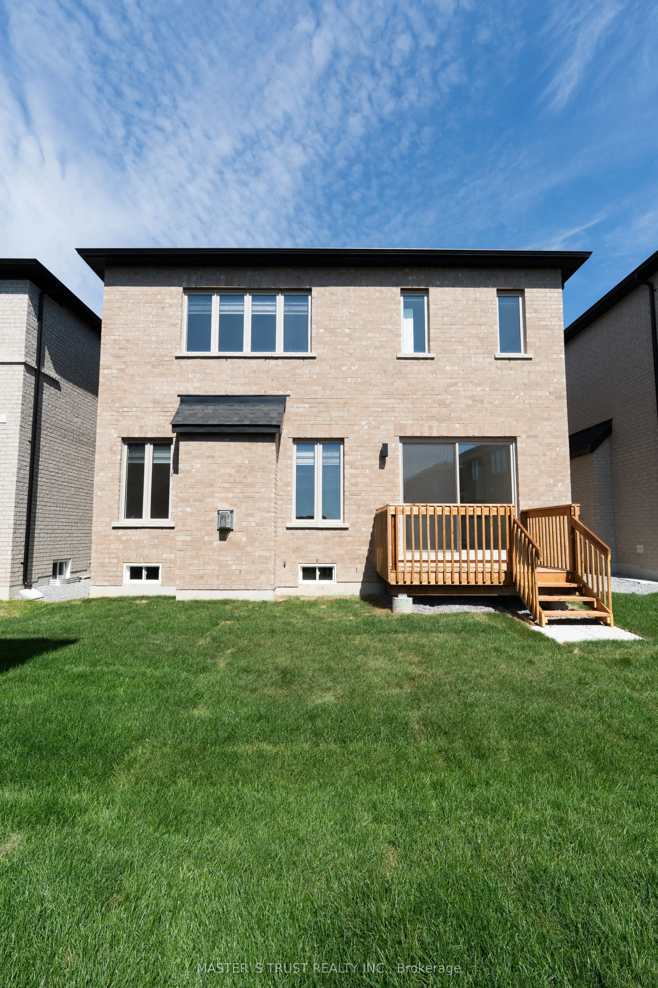 2952 Grindstone Crescent