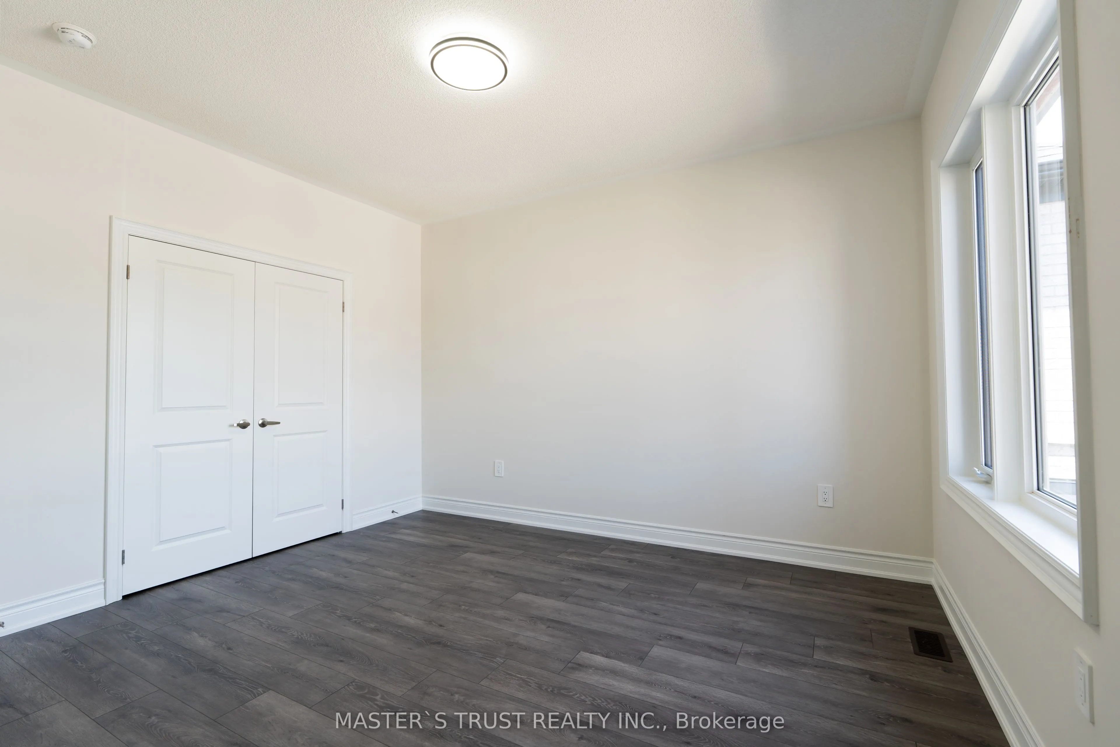 2952 Grindstone Crescent