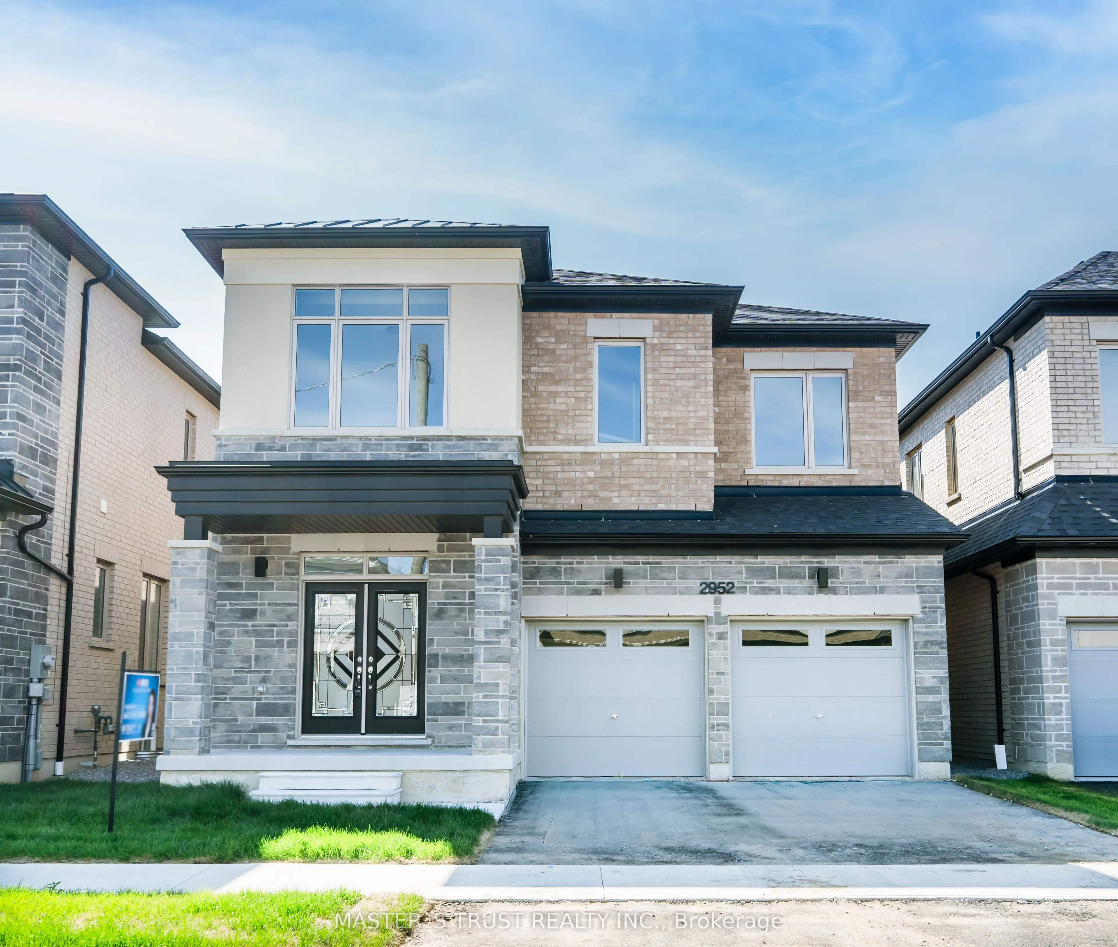 2952 Grindstone Crescent