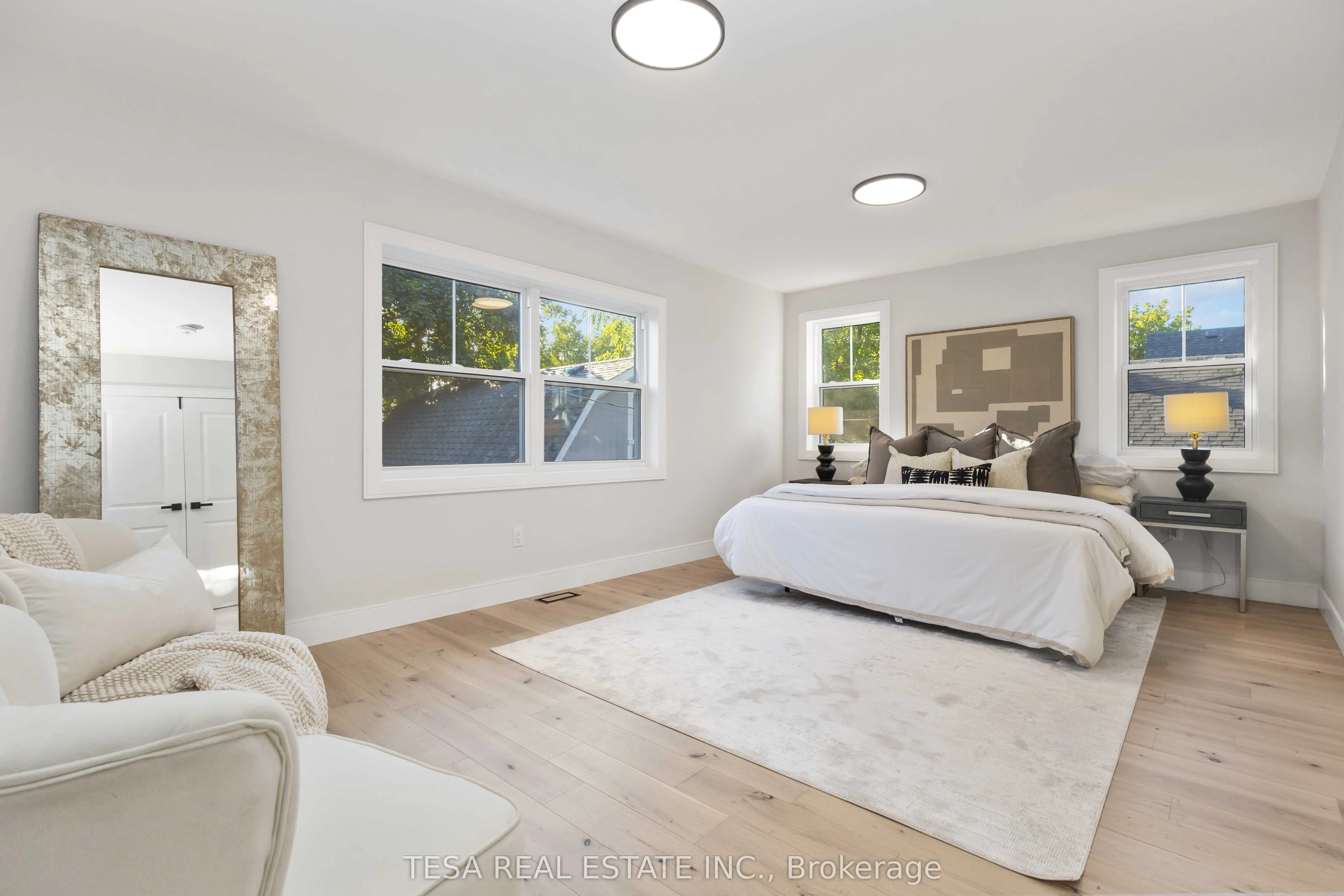 4993 Old Brock Road