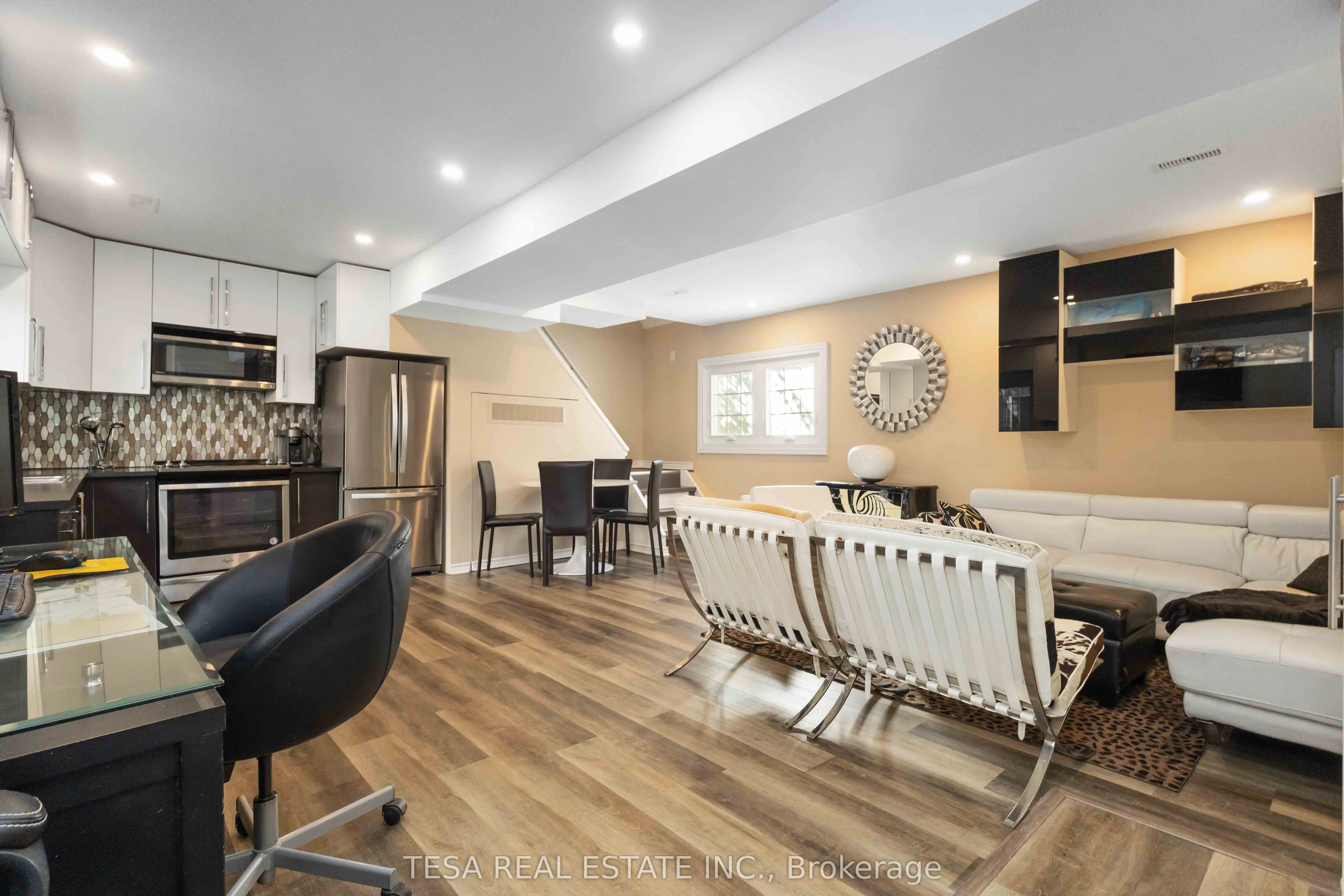 4993 Old Brock Road