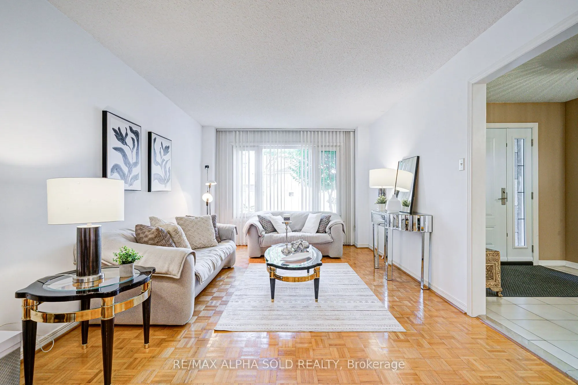 360 Goldhawk Trail