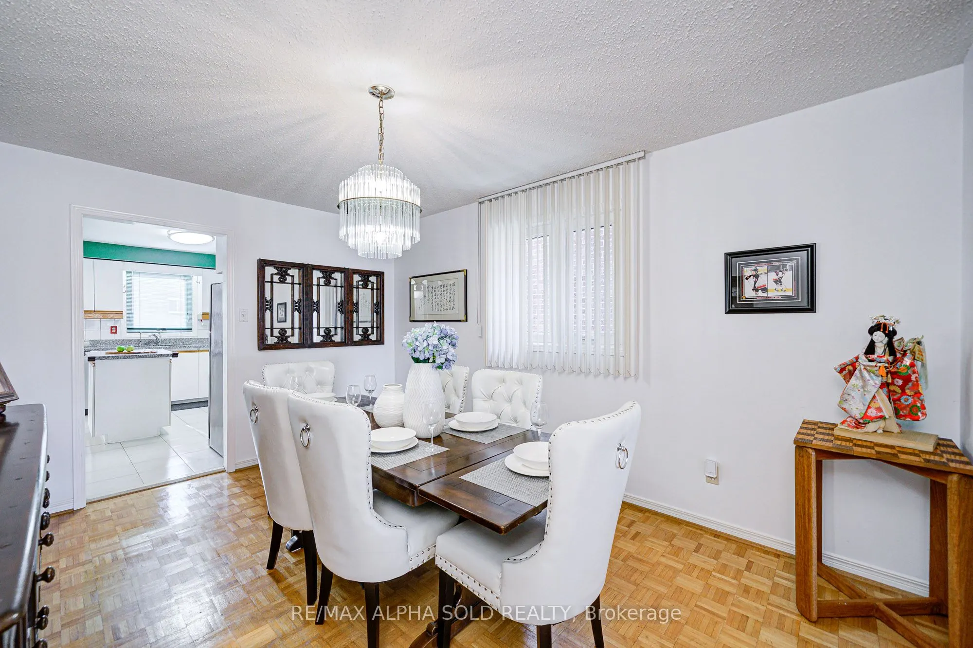 360 Goldhawk Trail