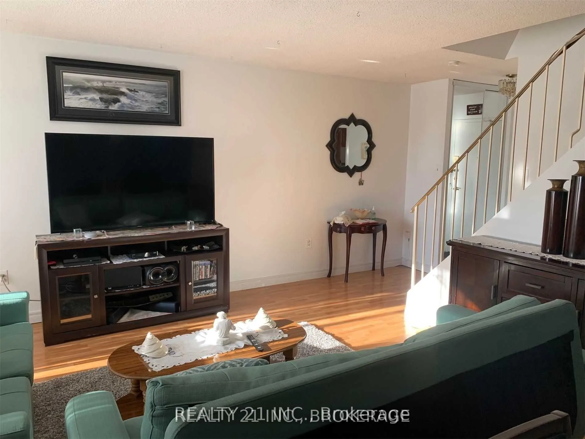 100 Mornelle Court, #2045
