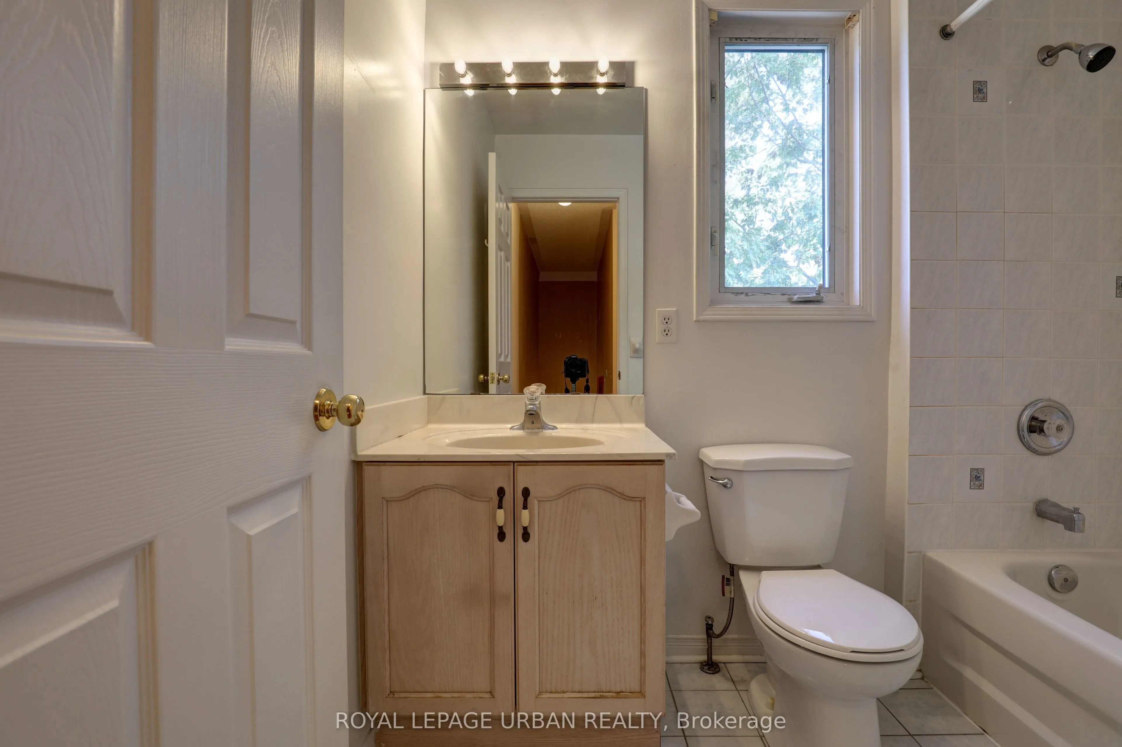 28 Rosebank Drive, #1015