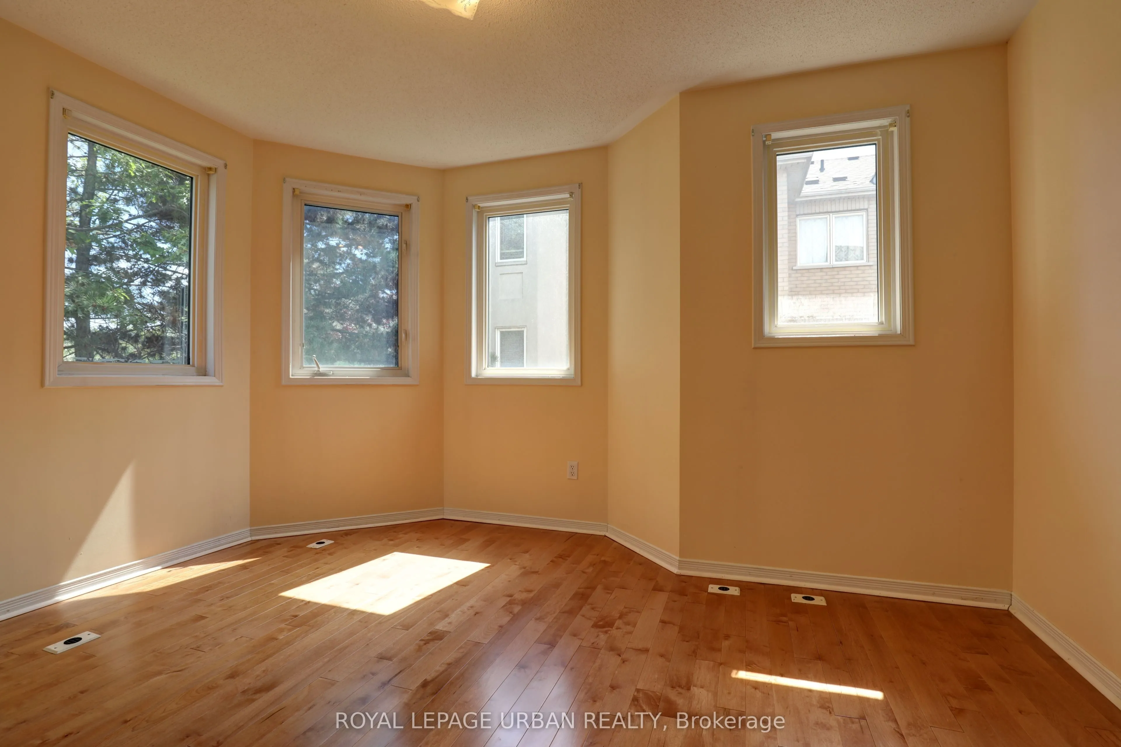 28 Rosebank Drive, #1015