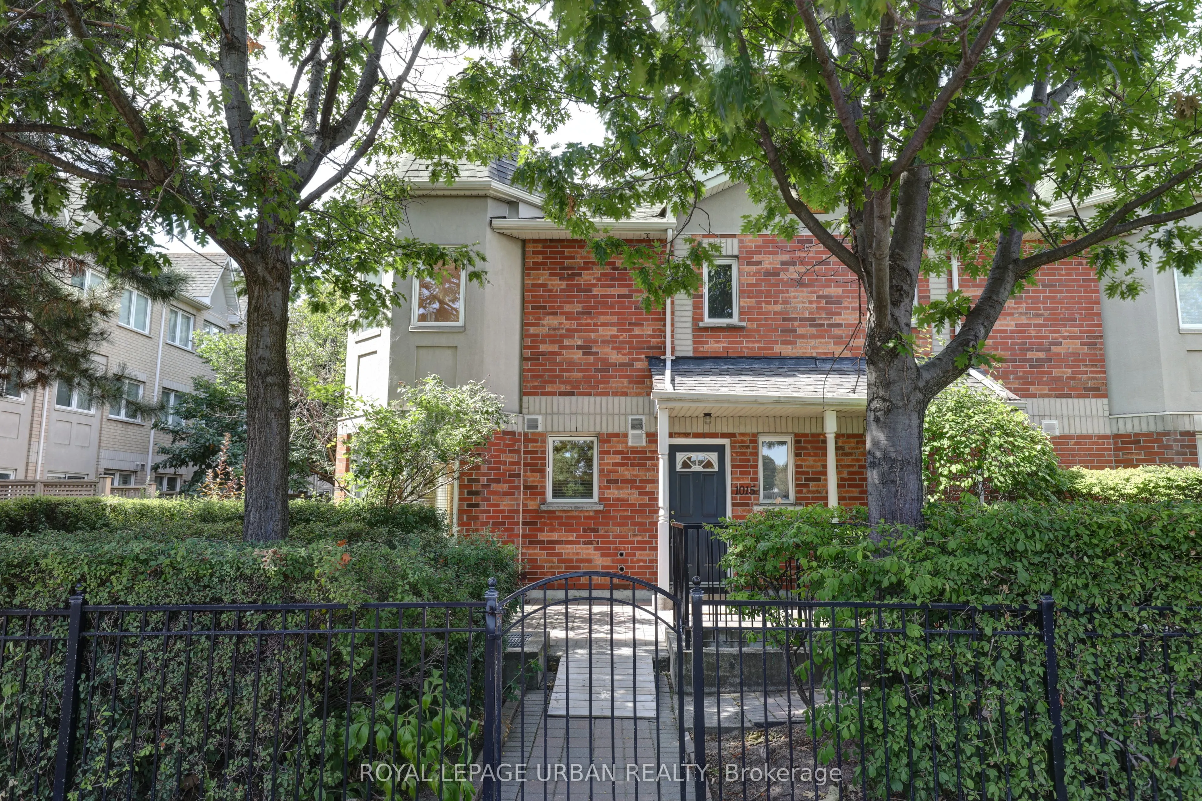 28 Rosebank Drive, #1015