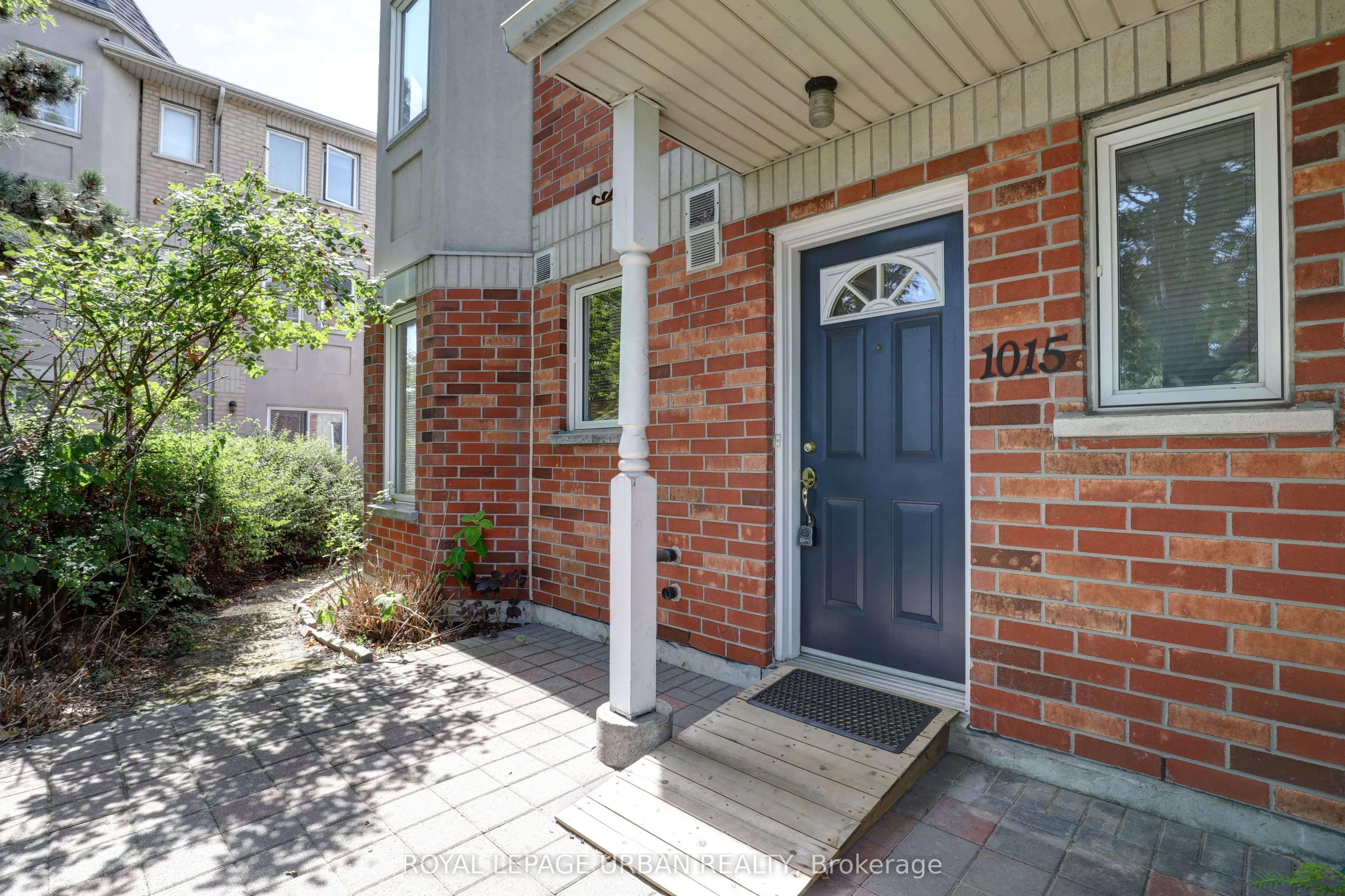 28 Rosebank Drive, #1015
