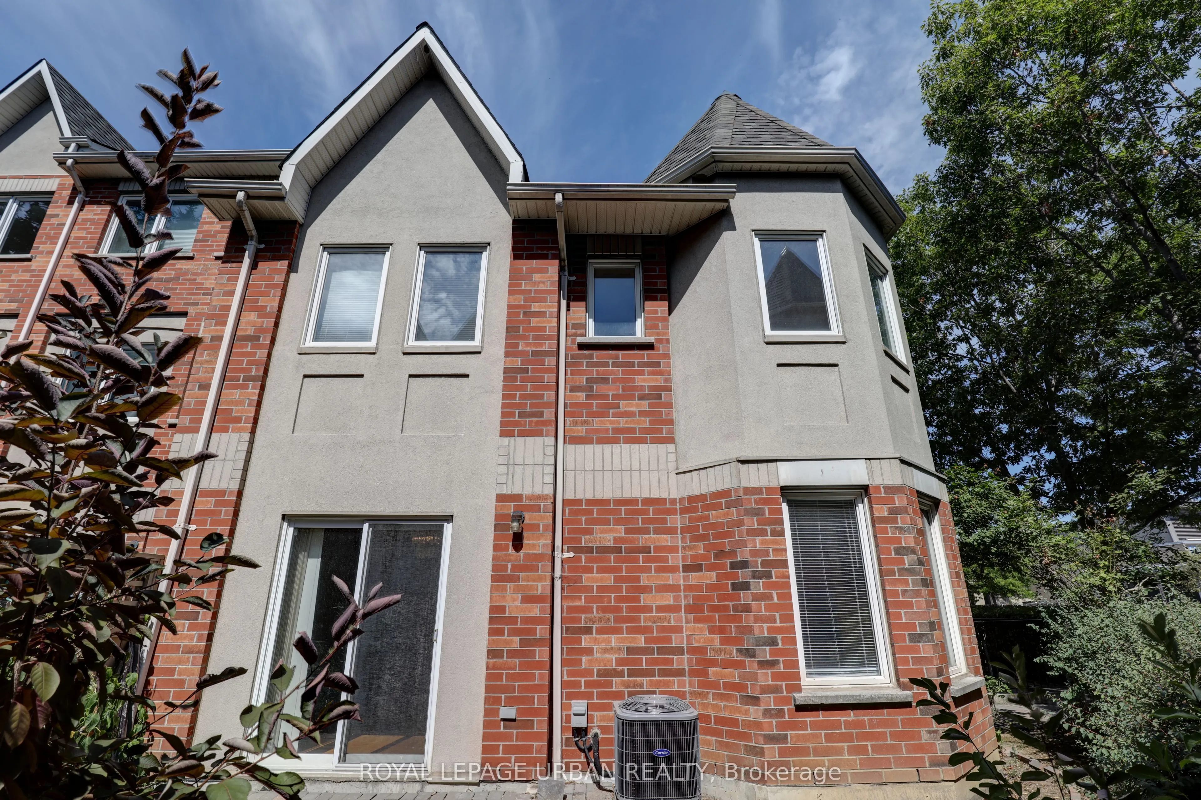 28 Rosebank Drive, #1015