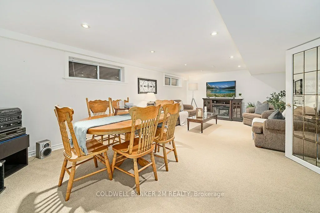 657 Balmoral Drive