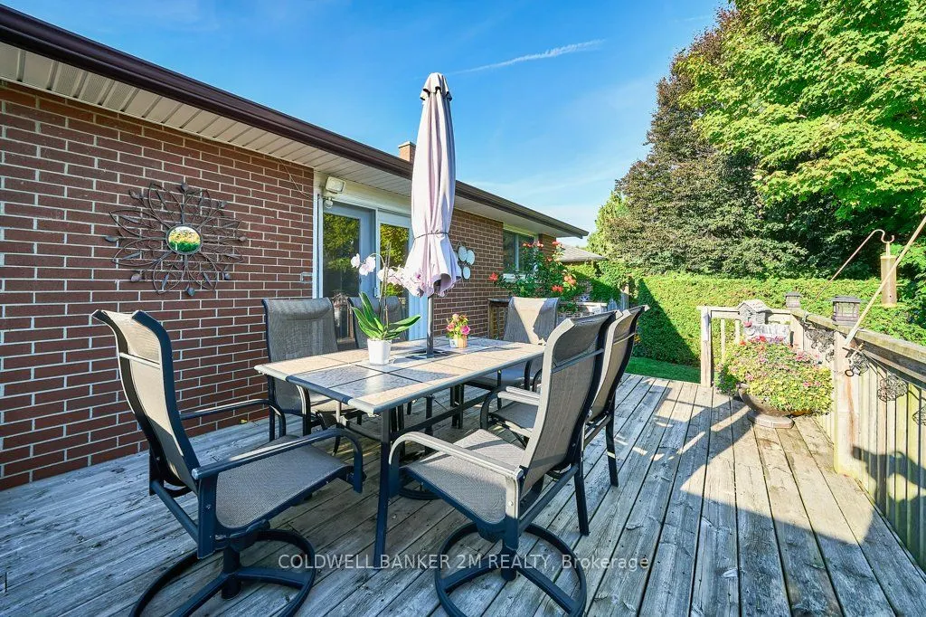 657 Balmoral Drive