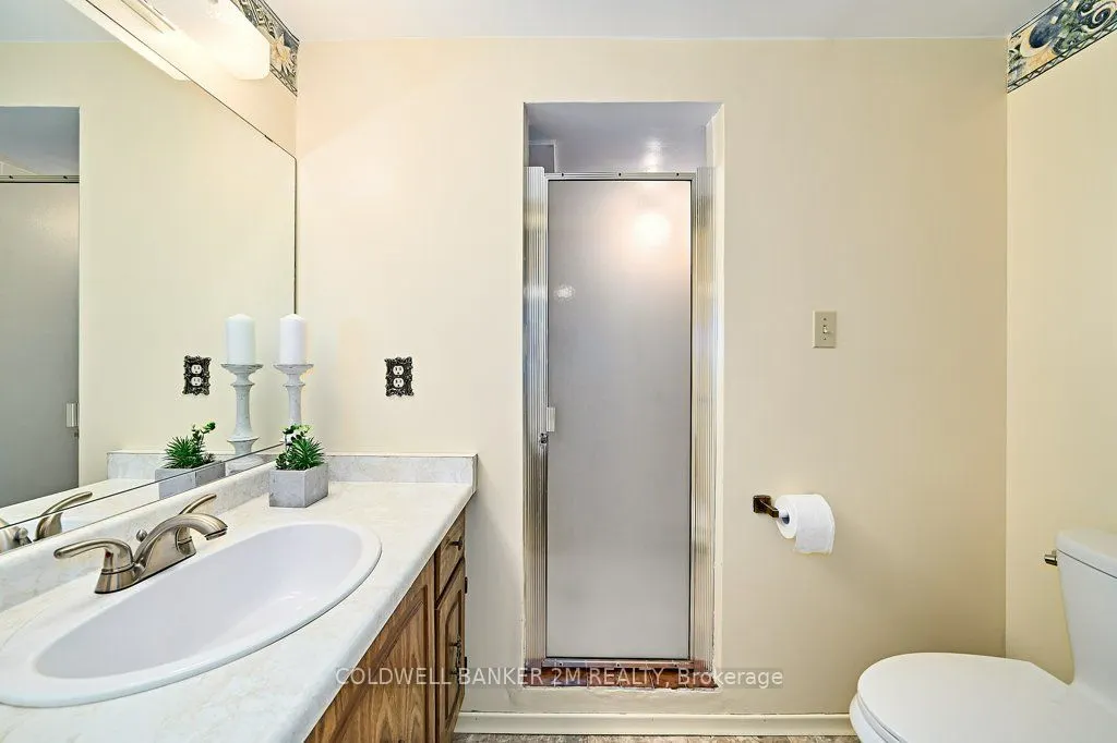 657 Balmoral Drive