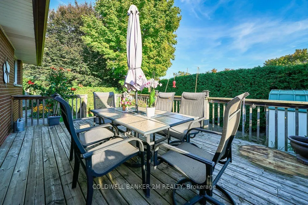 657 Balmoral Drive