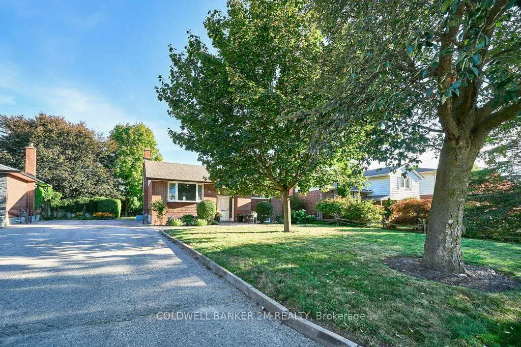 657 Balmoral Drive