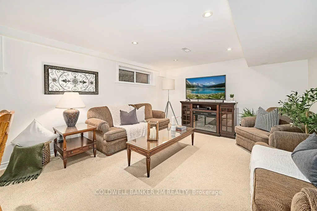 657 Balmoral Drive