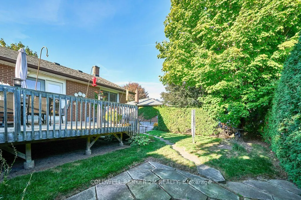 657 Balmoral Drive